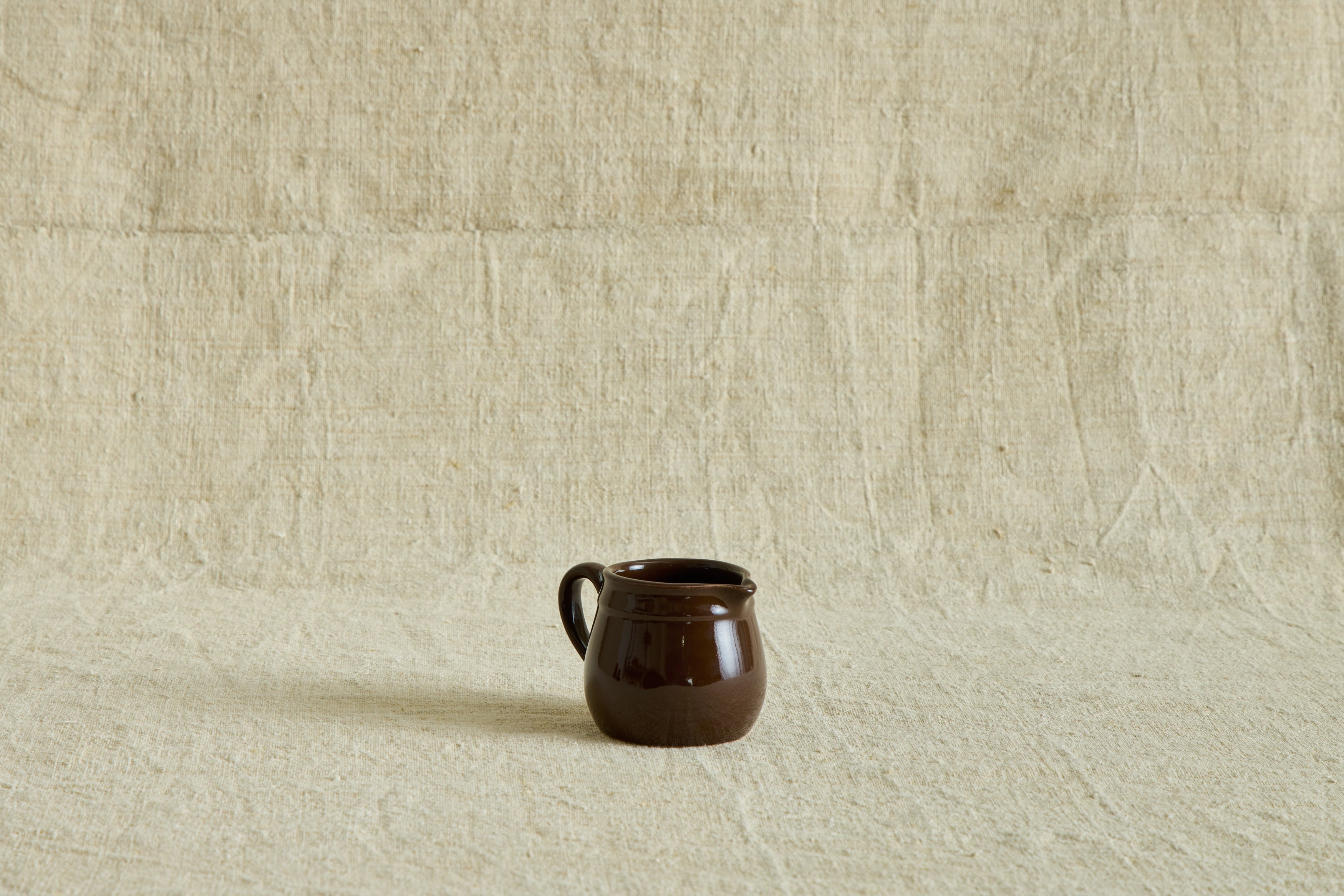 Creamer in Chestnut