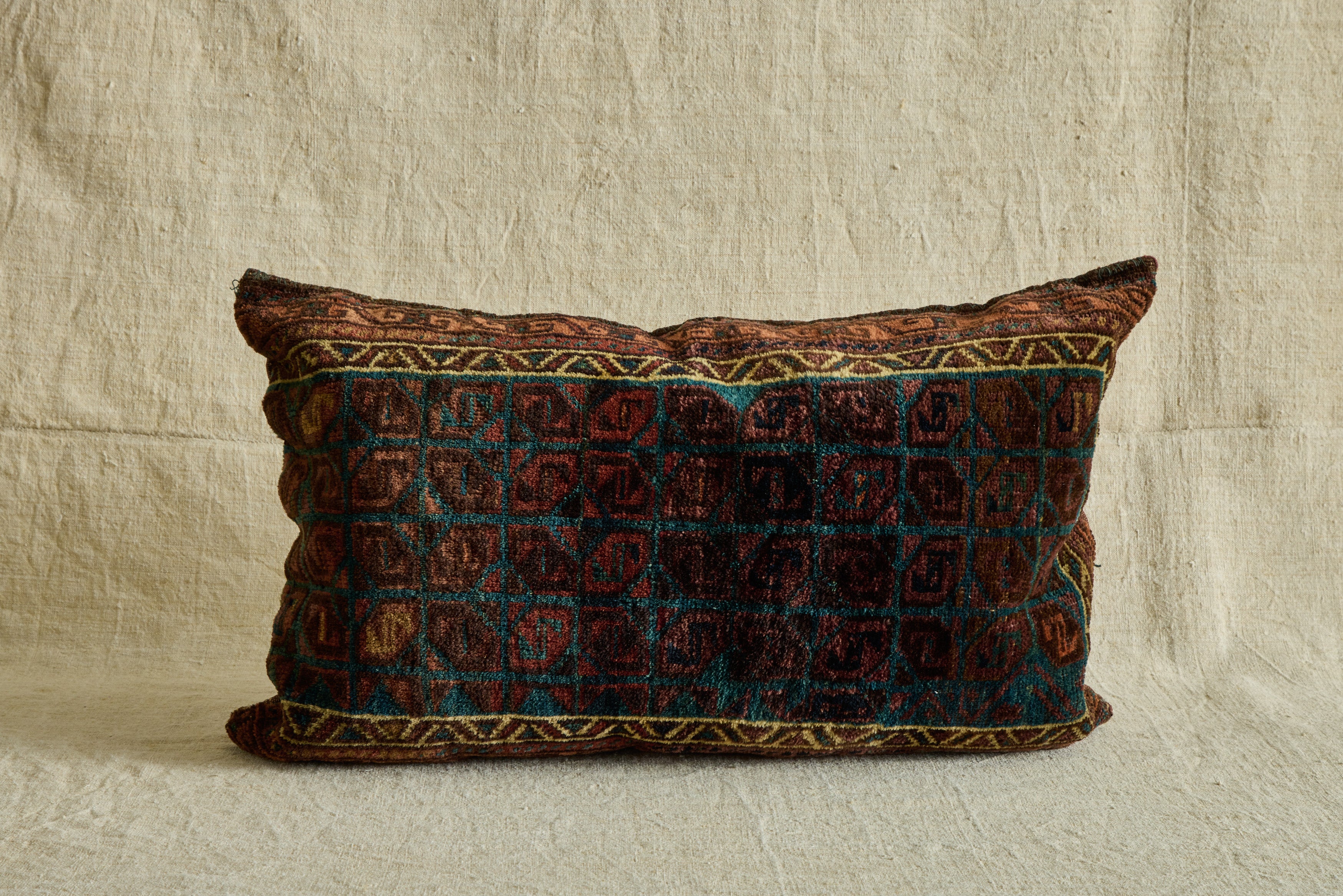 VTG PERSIAN BALUCH RUG PILLOW