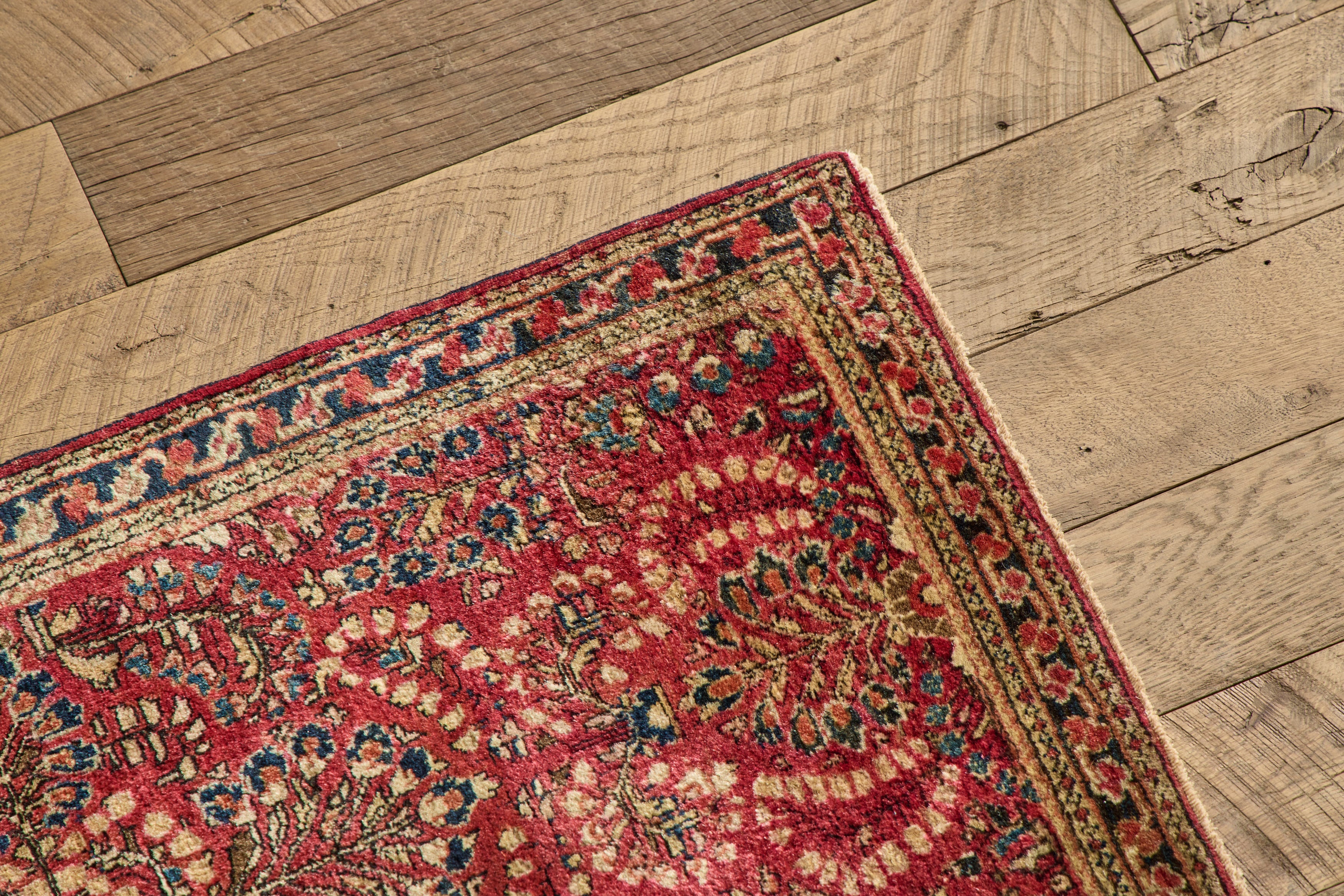Red Sarouk Throw Rug 2 X 4