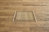 Neutral Tribal Scatter Rug 2 x 2'7
