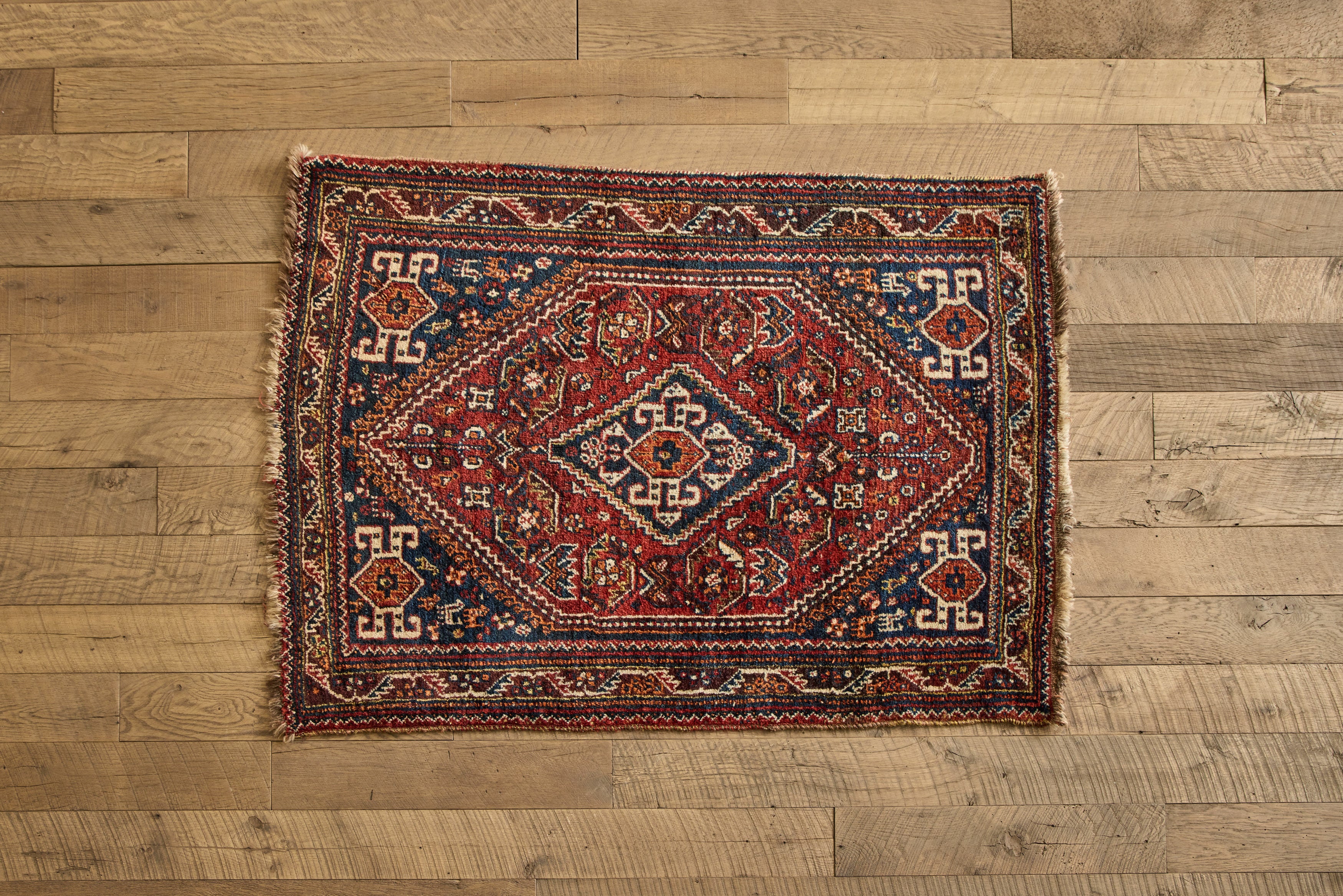 VTG 1930S SHIRAZ RUG 4 x 5