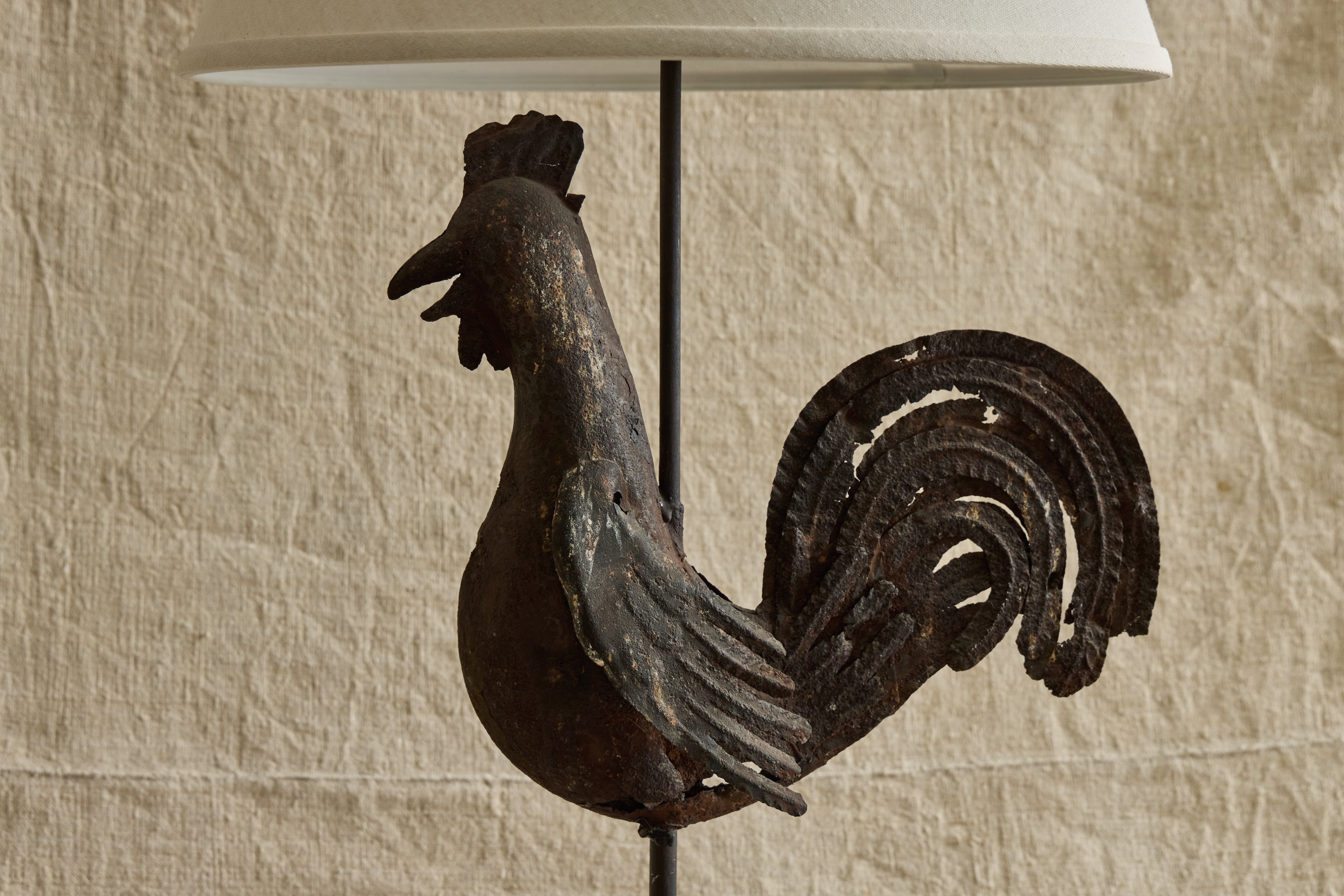 Rooster Metal Table Lamp