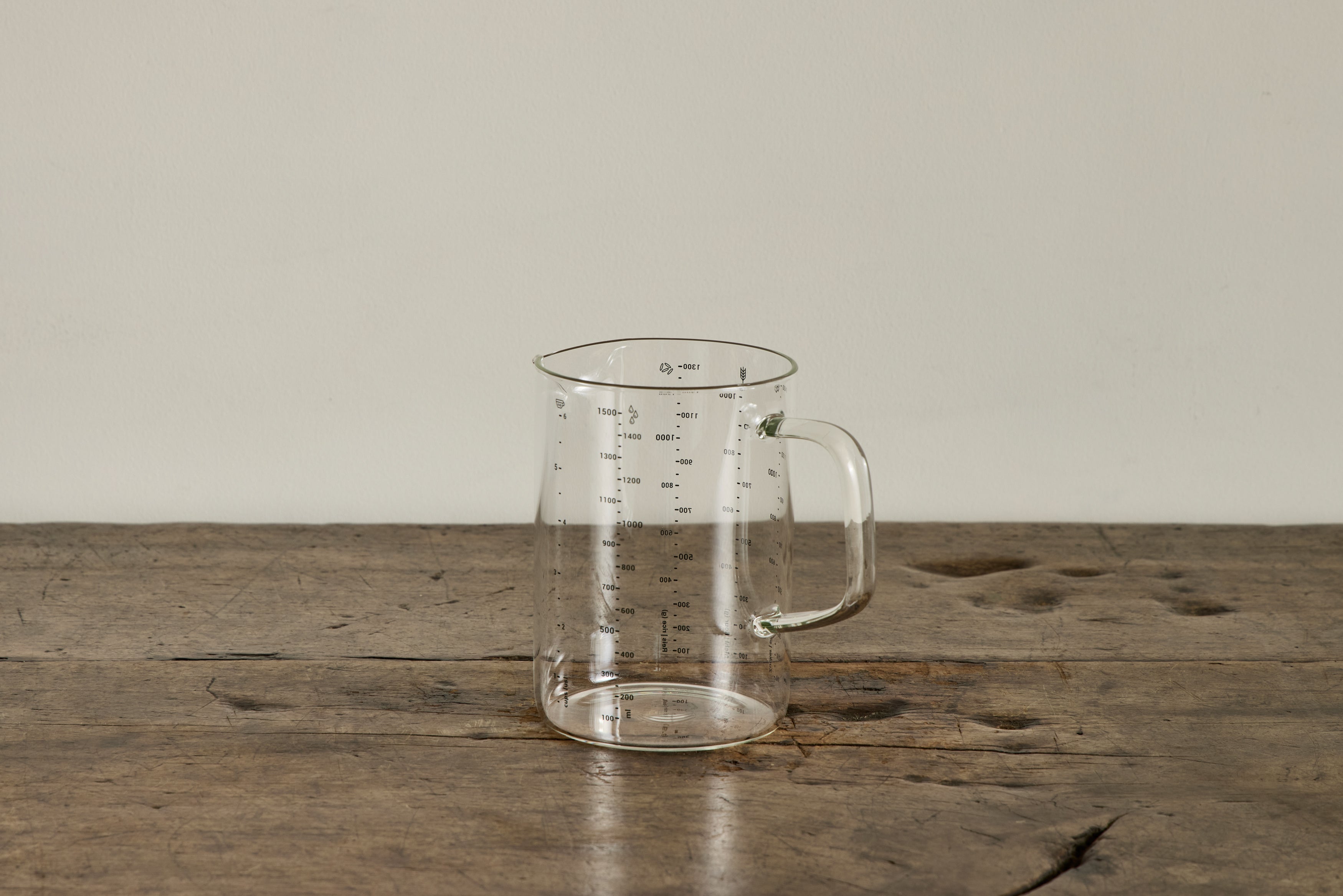 Glass Measuring Cup (Multiple Sizes)