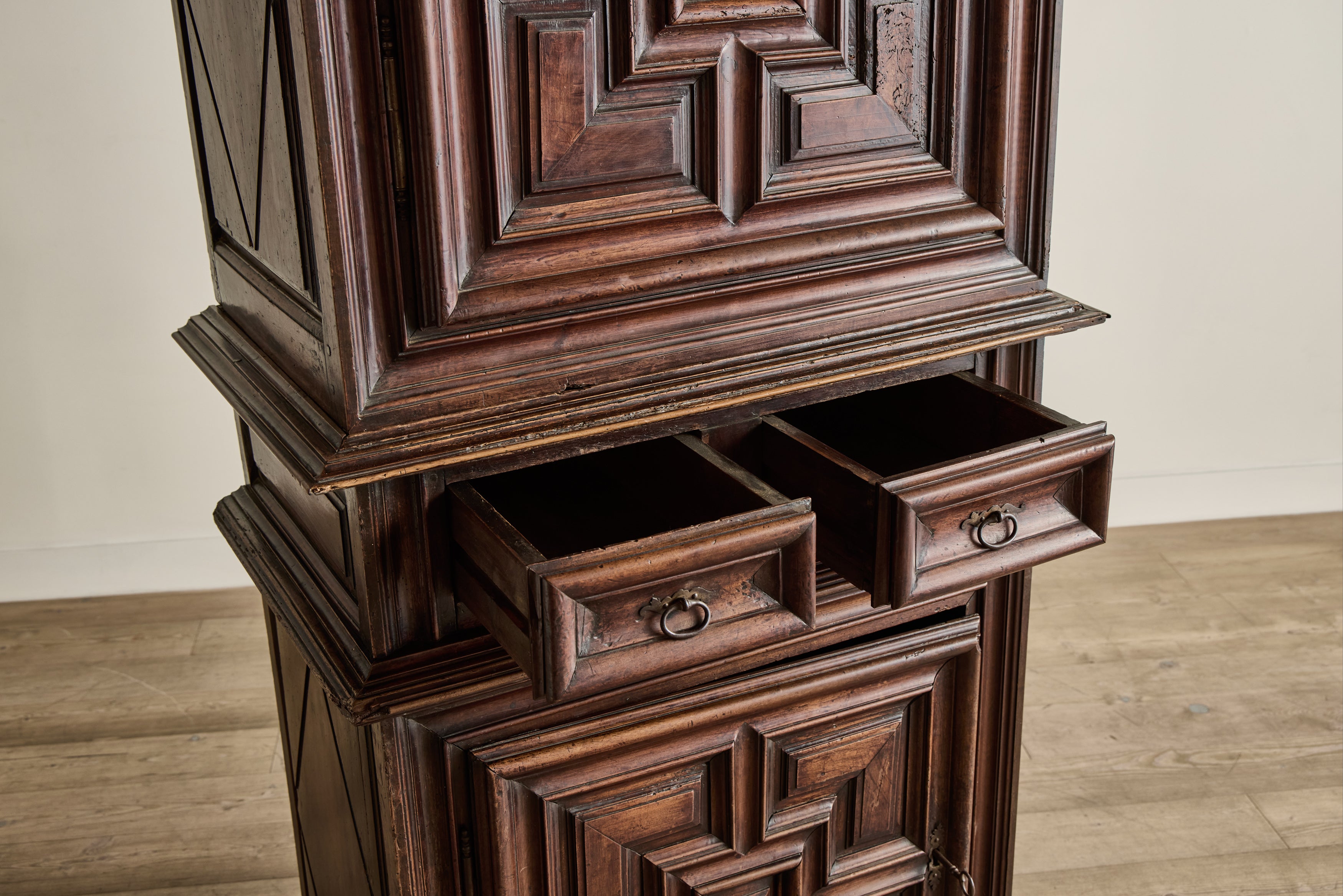 Louis XIII Cabinet