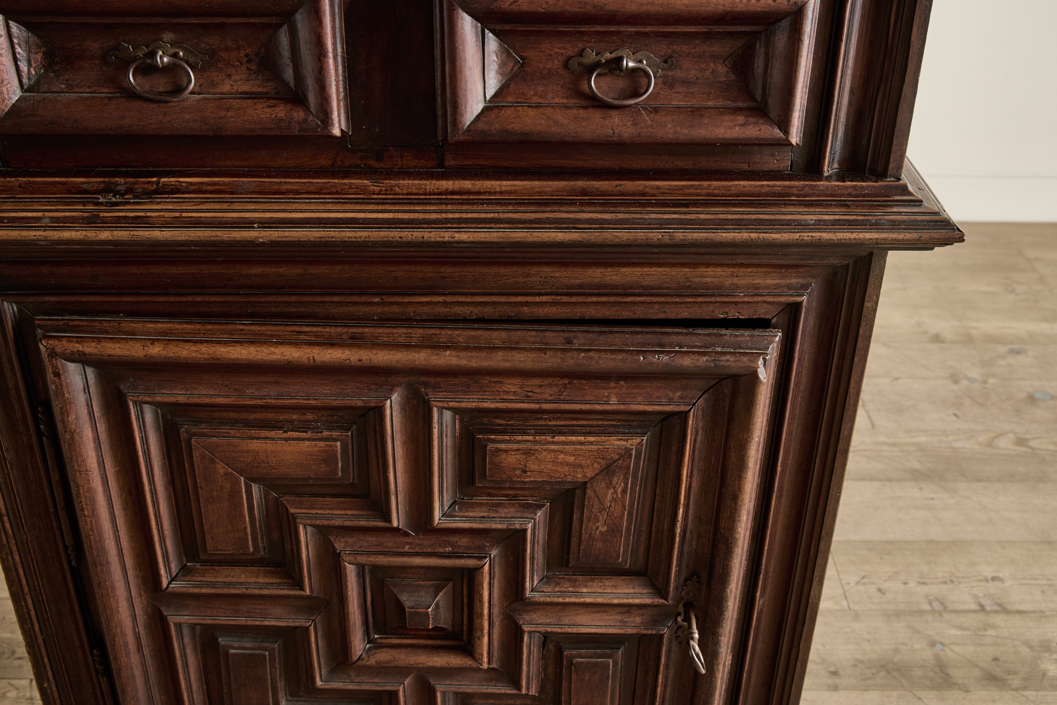 Louis XIII Cabinet