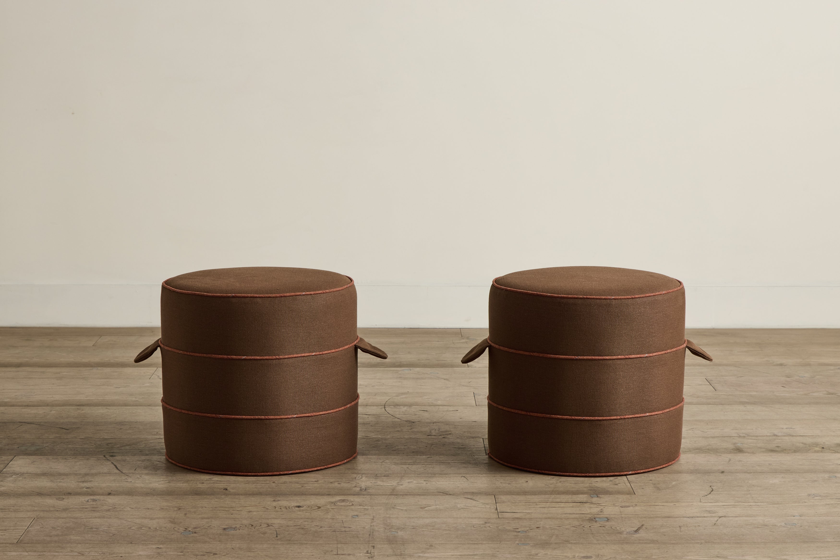 Round Hassock, 17"