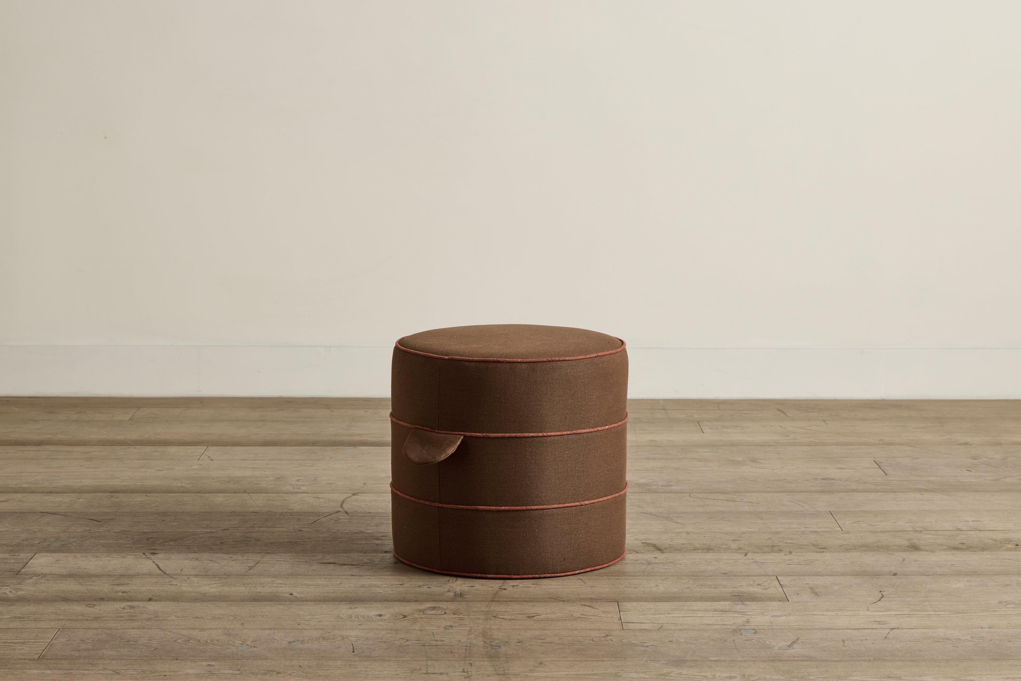 Round Hassock, 17"