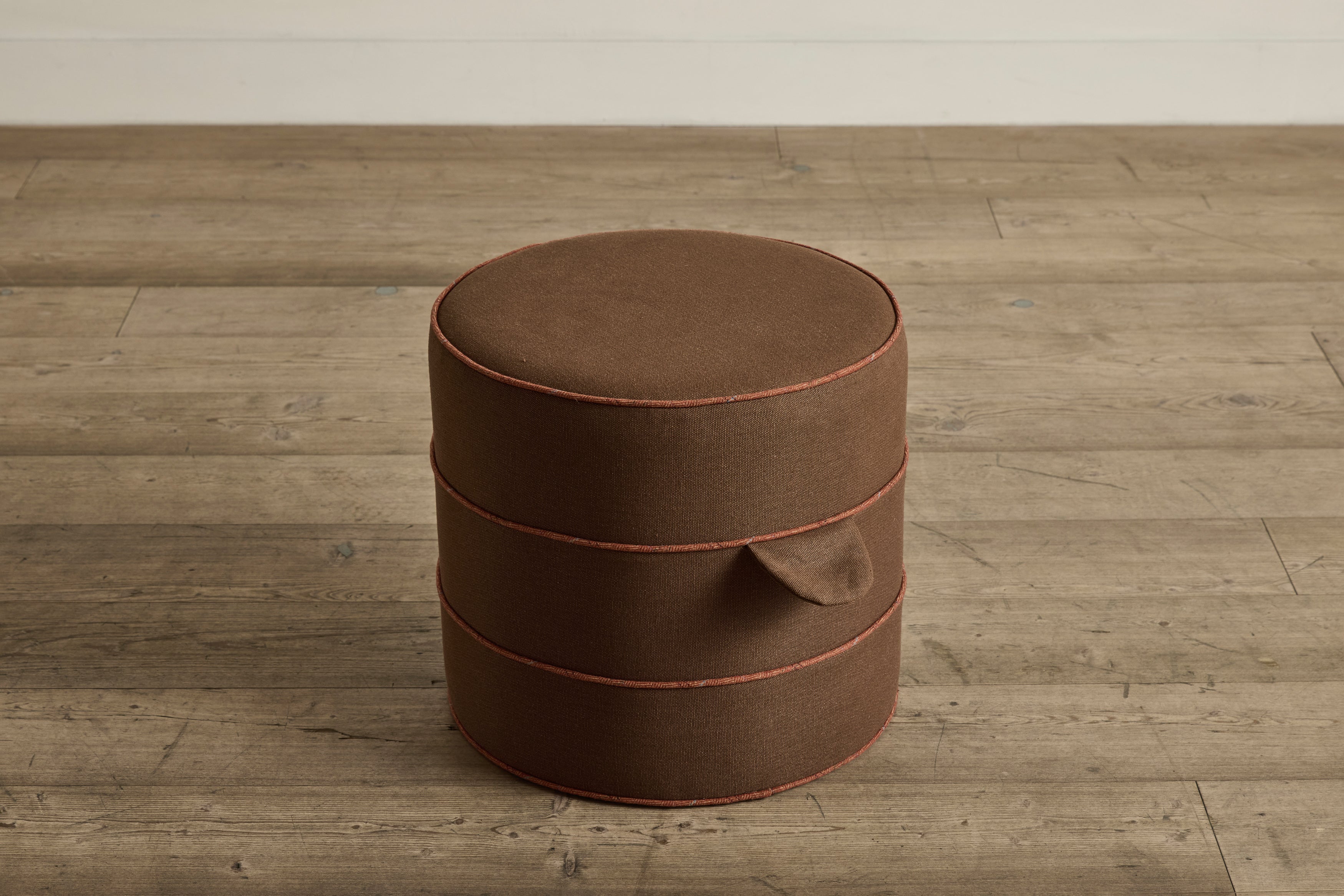Round Hassock, 17"