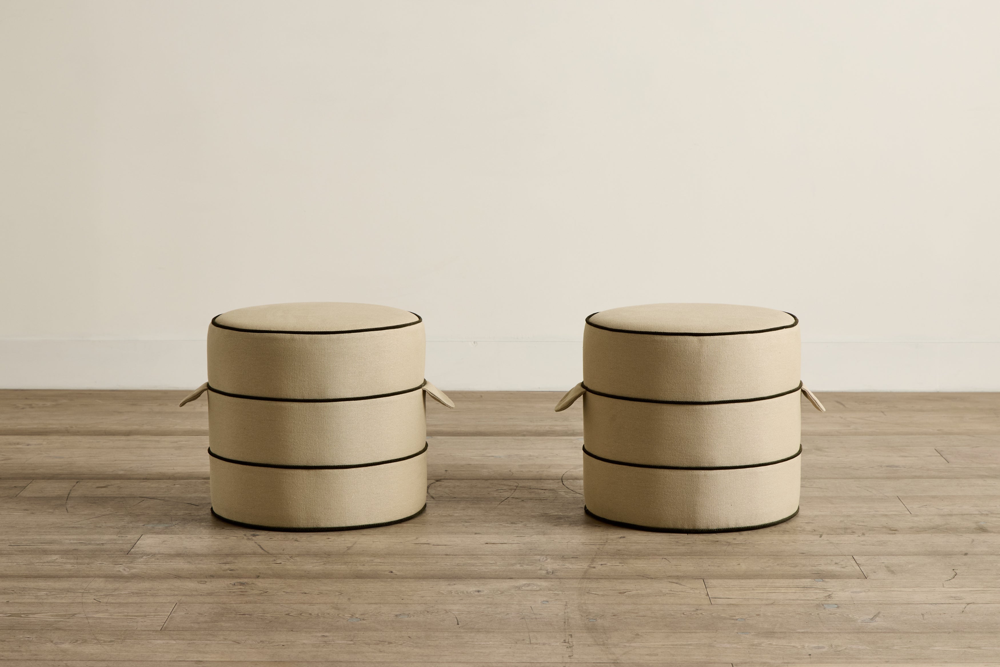 Round Hassock, 17"