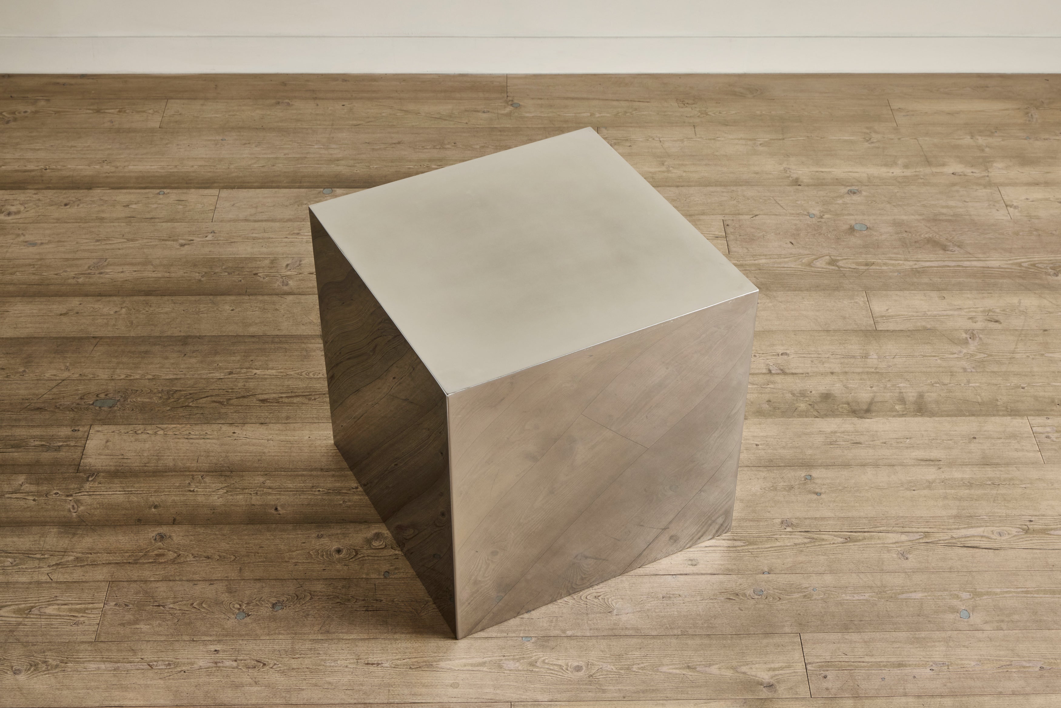 Silver Cube Table No.1