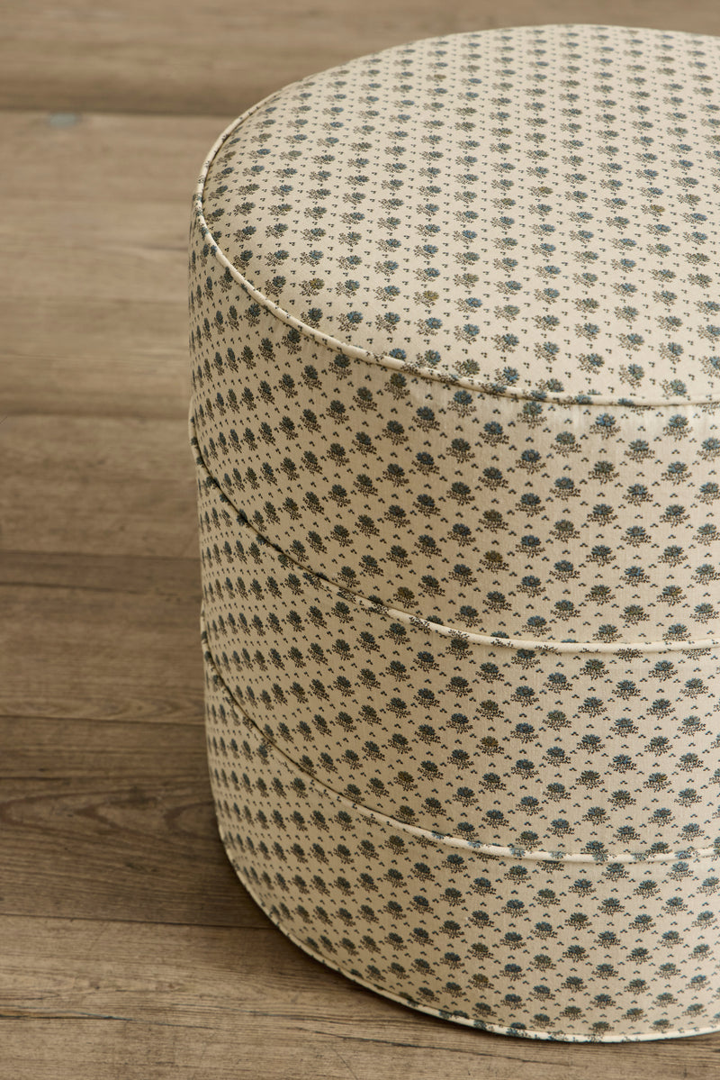 Round Hassock, 17"