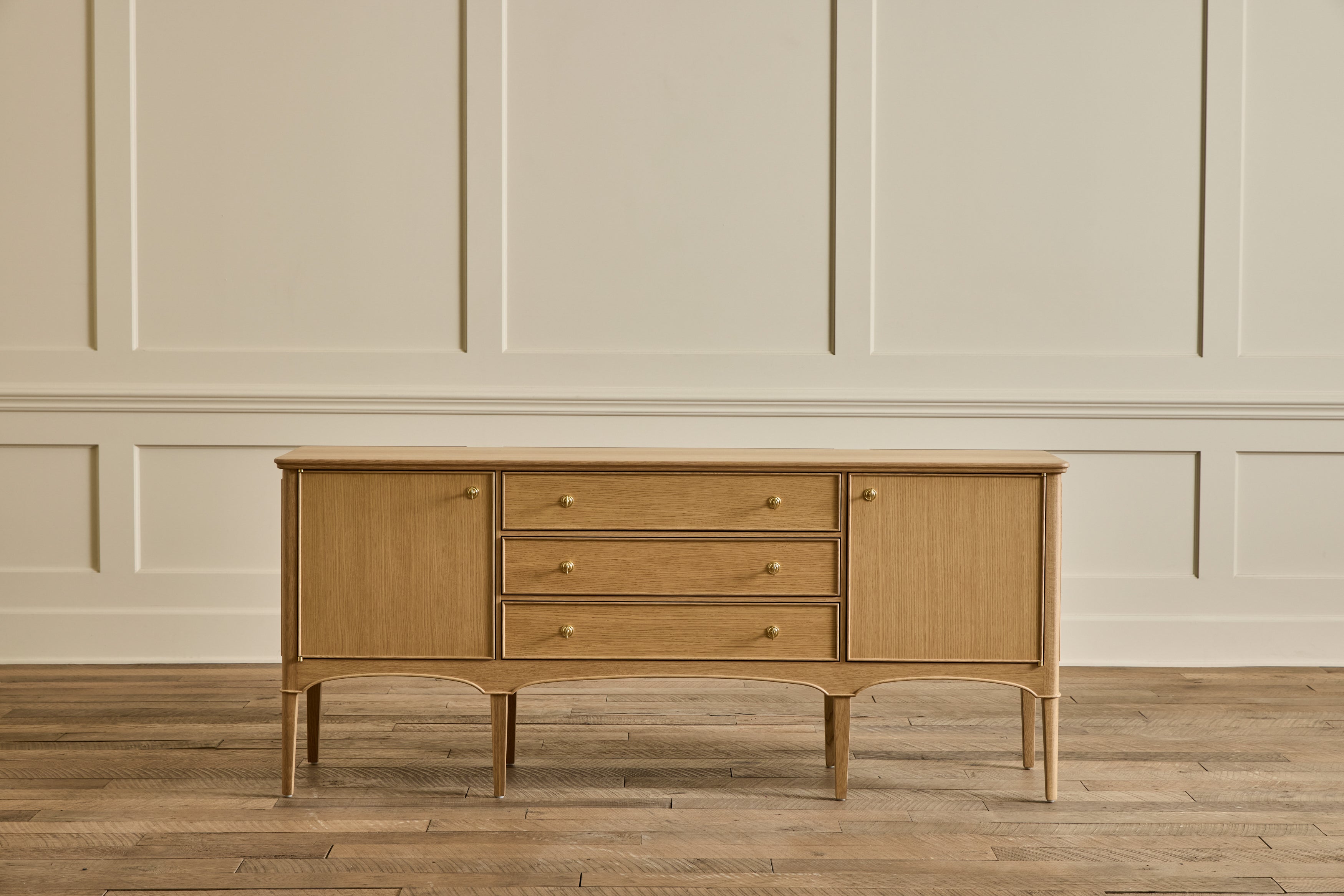 Heirloom Credenza, 75"