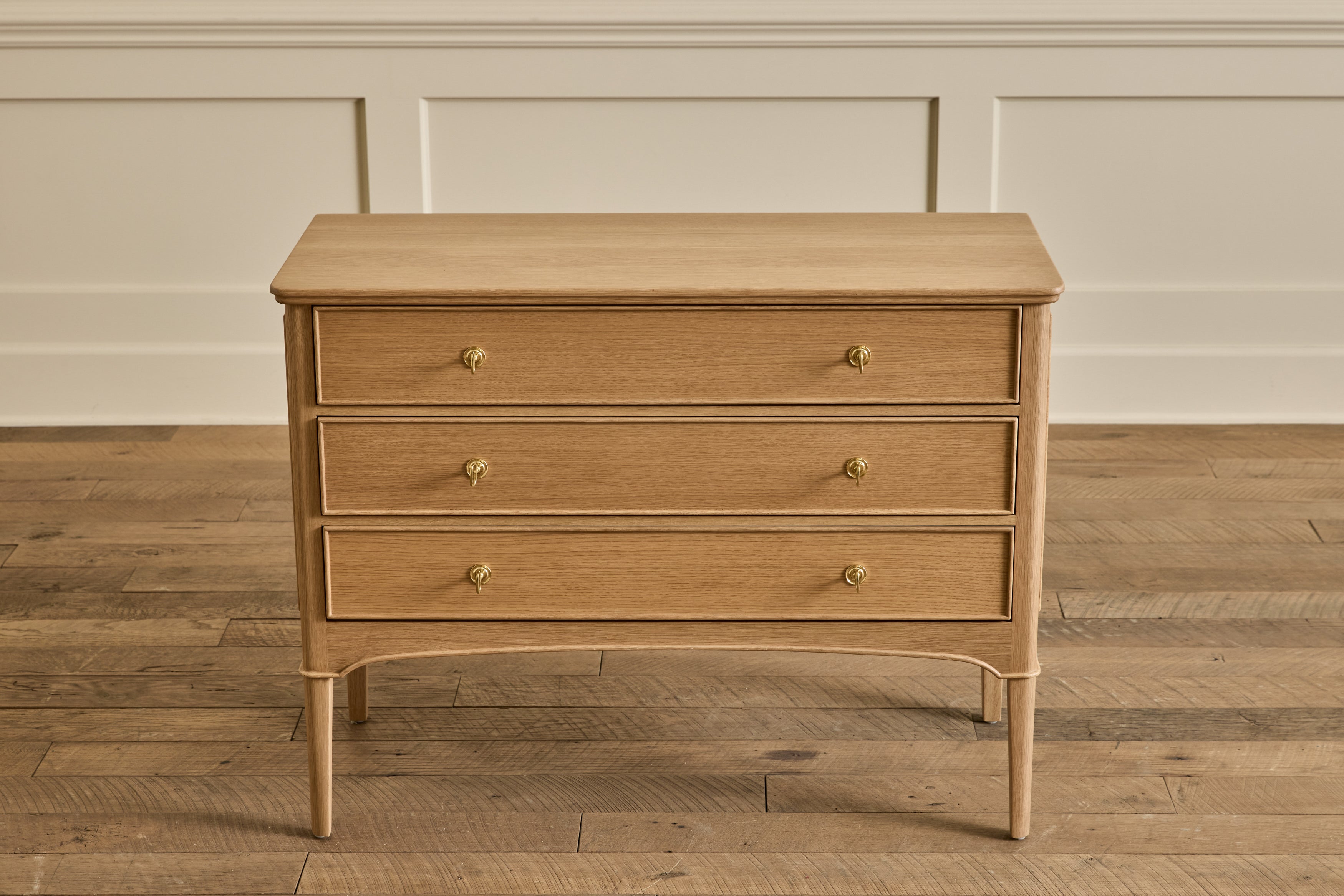 Heirloom Dresser, 42"
