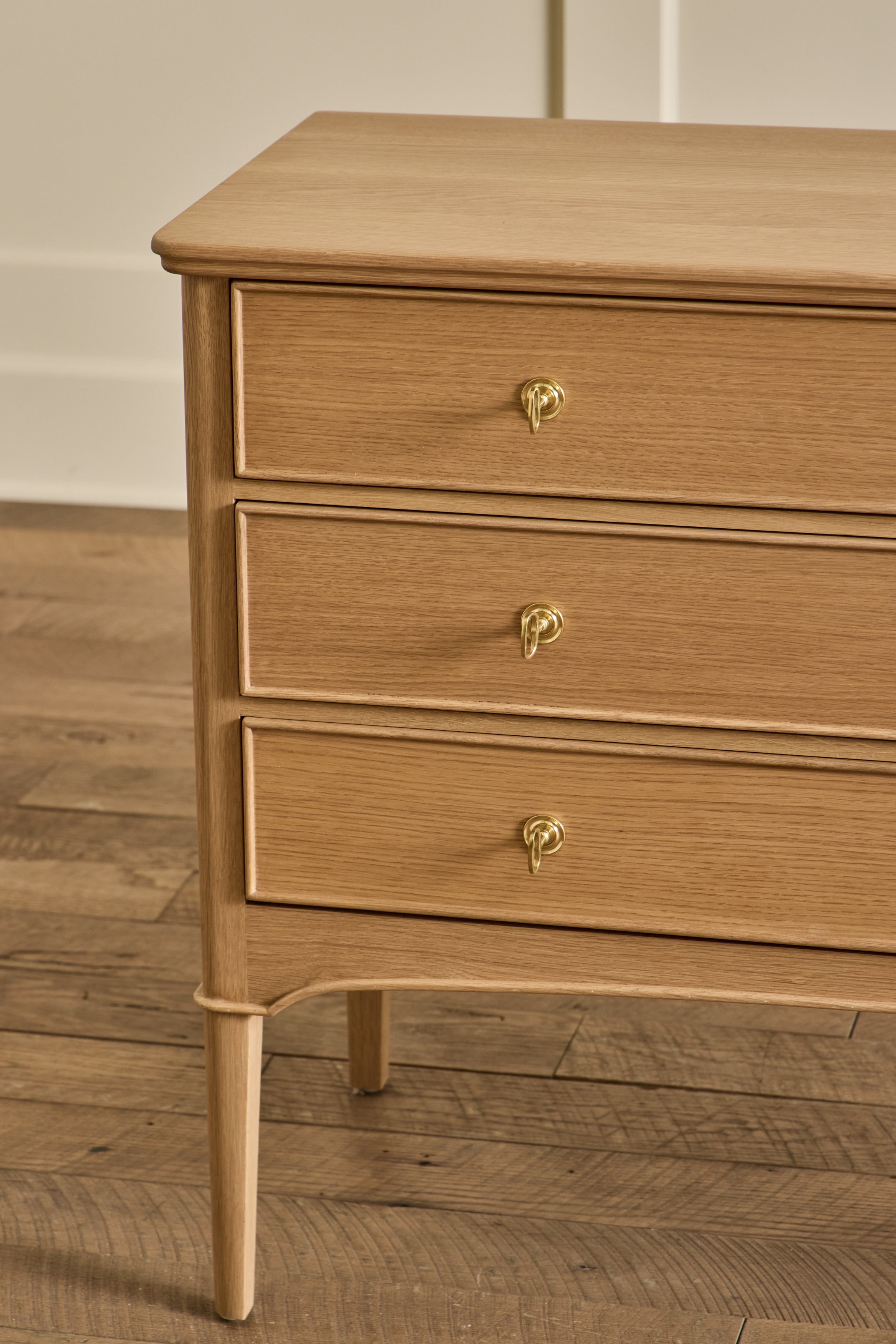 Heirloom Dresser, 42"