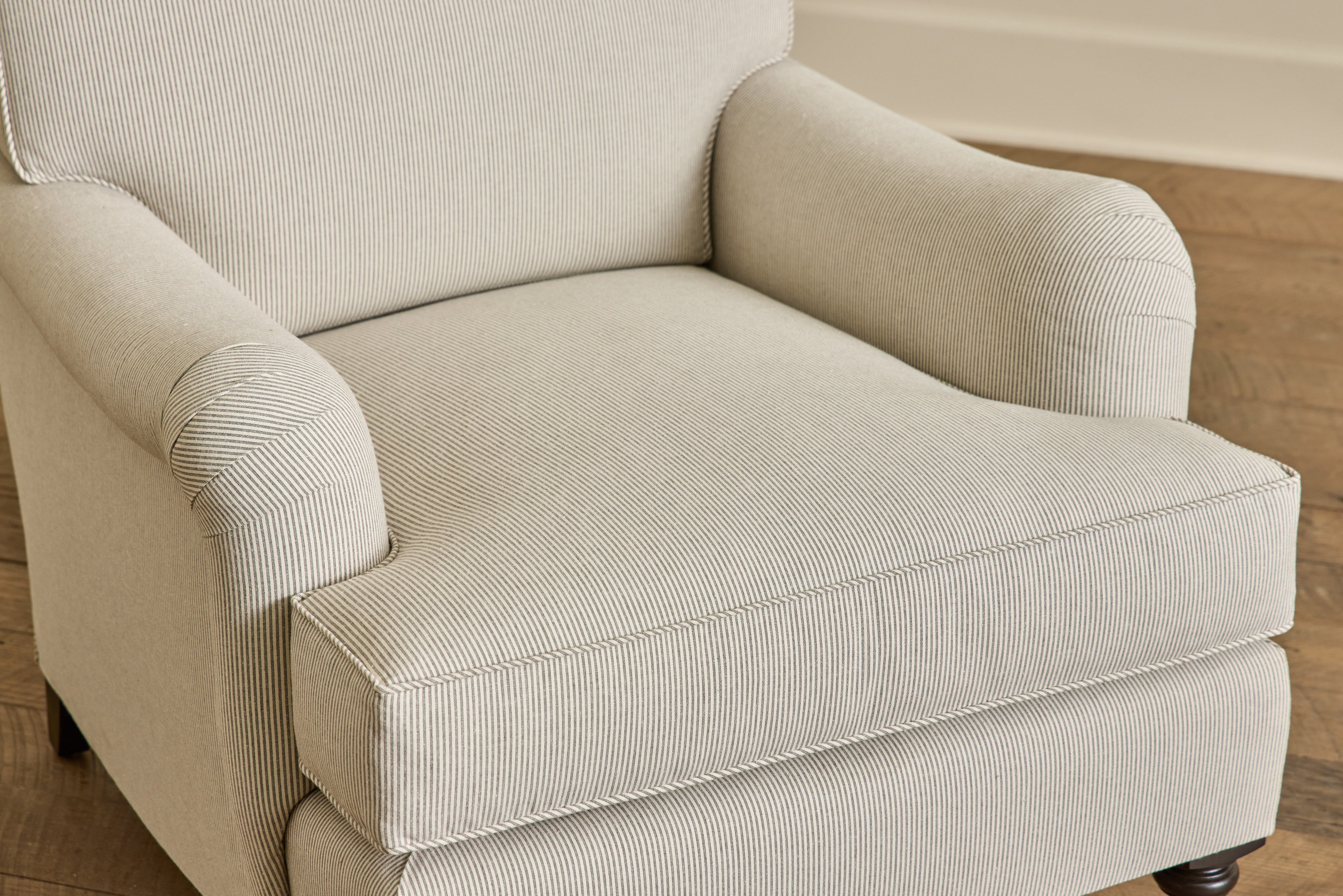 English Roll Arm Chair