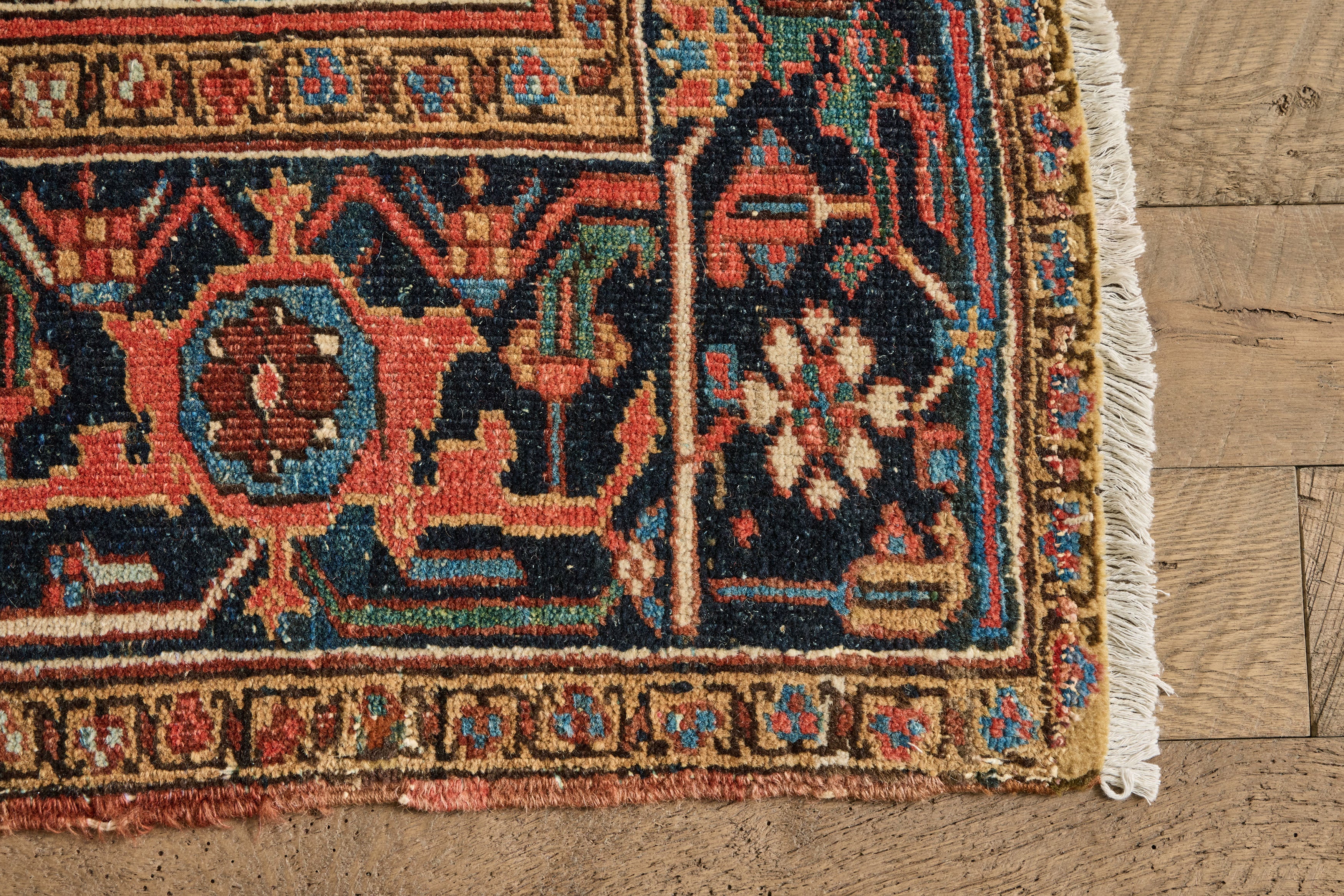 Persian Heriz Rug 6'2 X 9'
