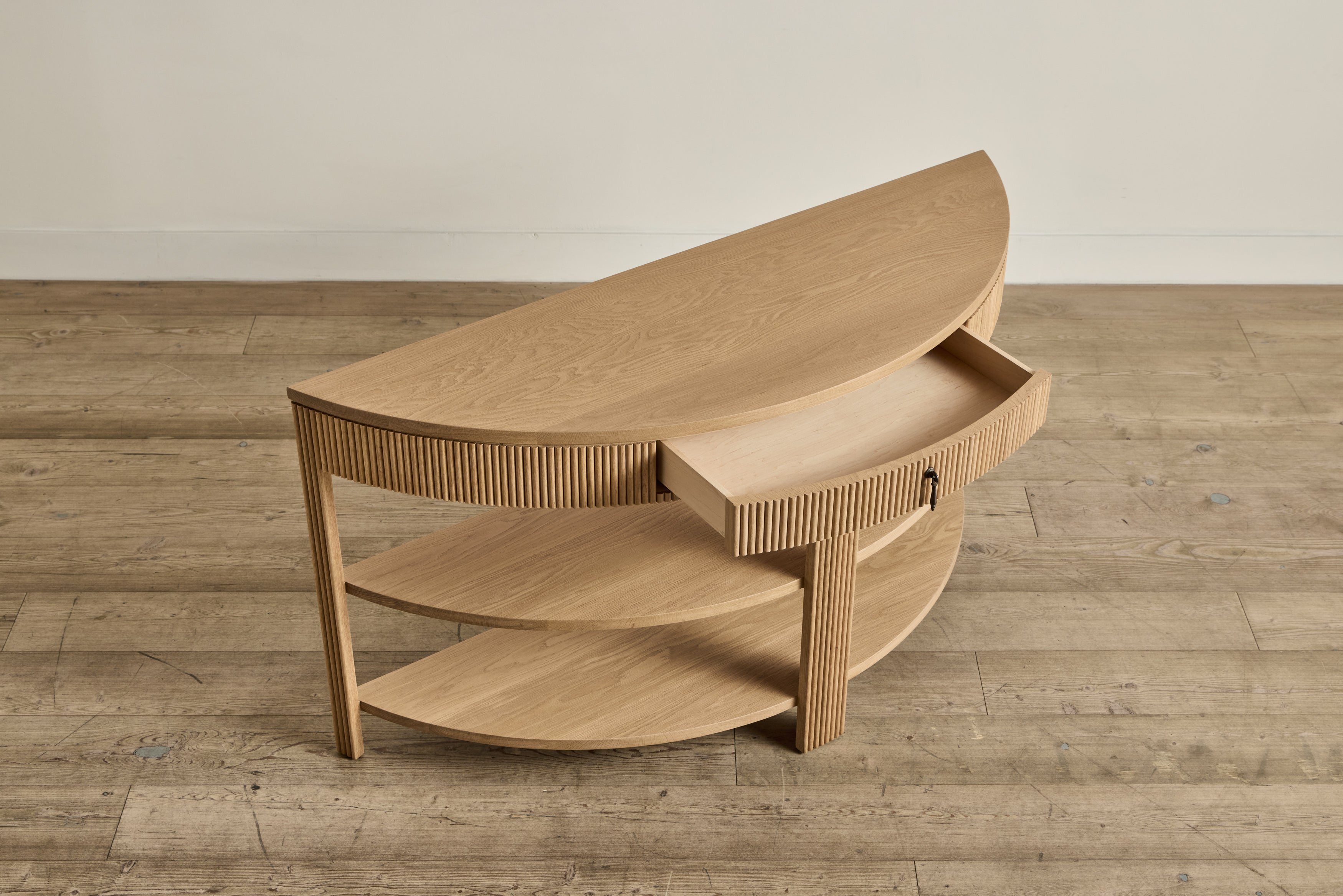 Demilune Console