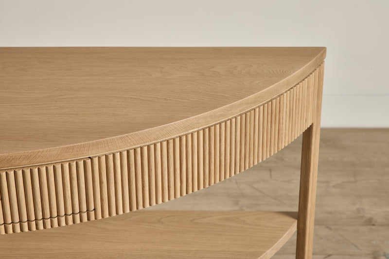 Demilune Console