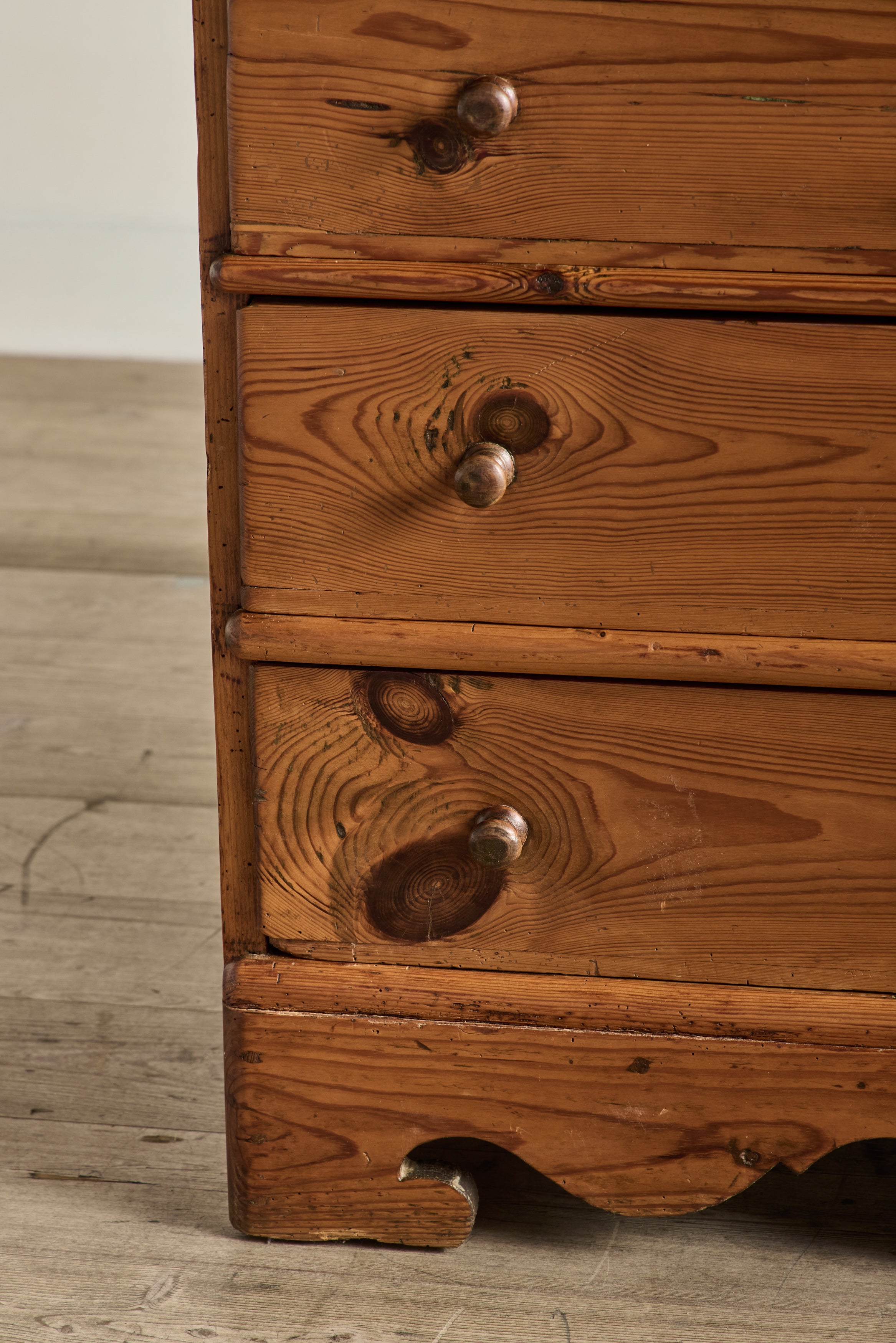 German Pine Wood Dresser