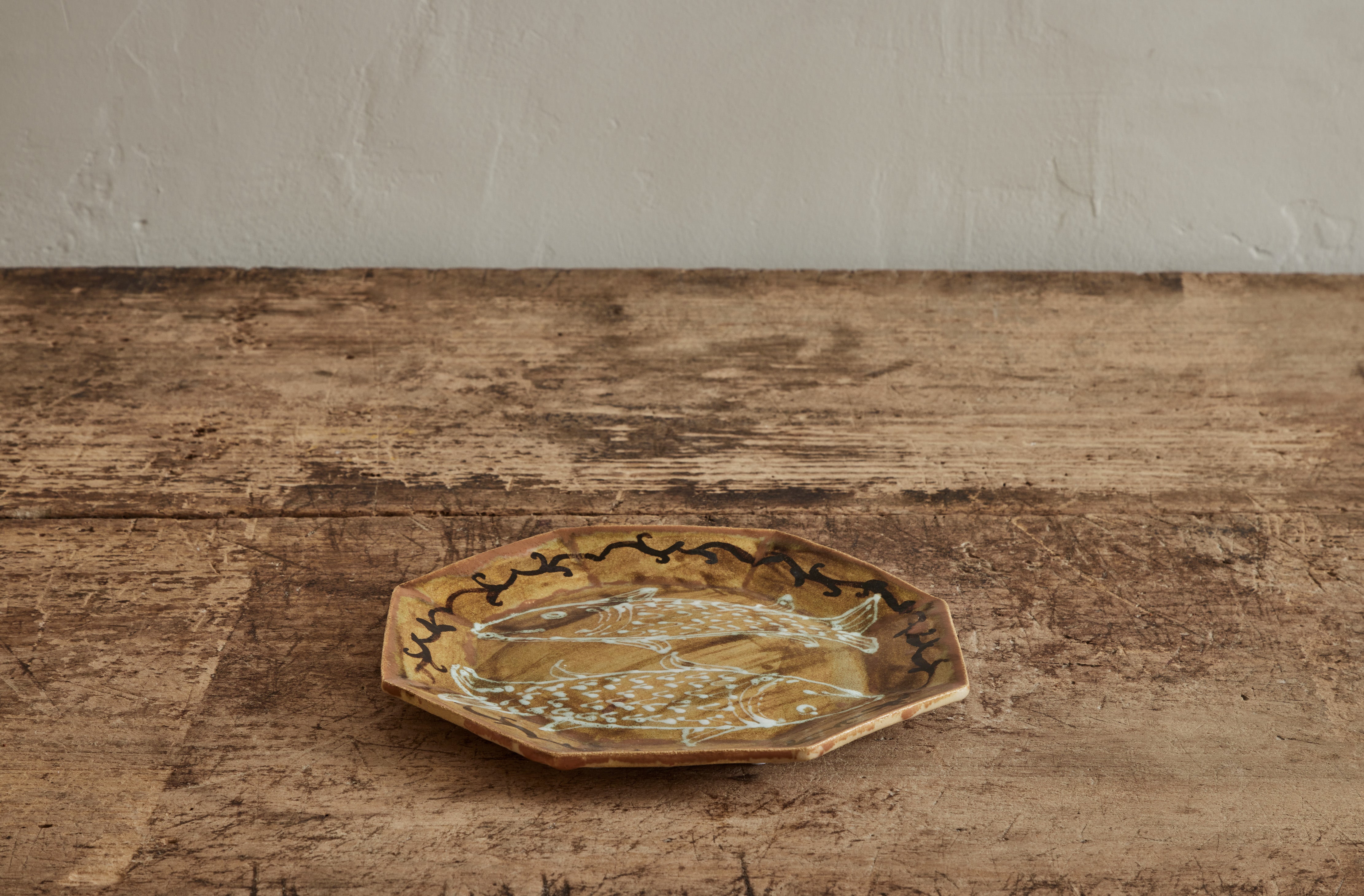 Skye Chamberlain, Two Fish Octagonal Plate