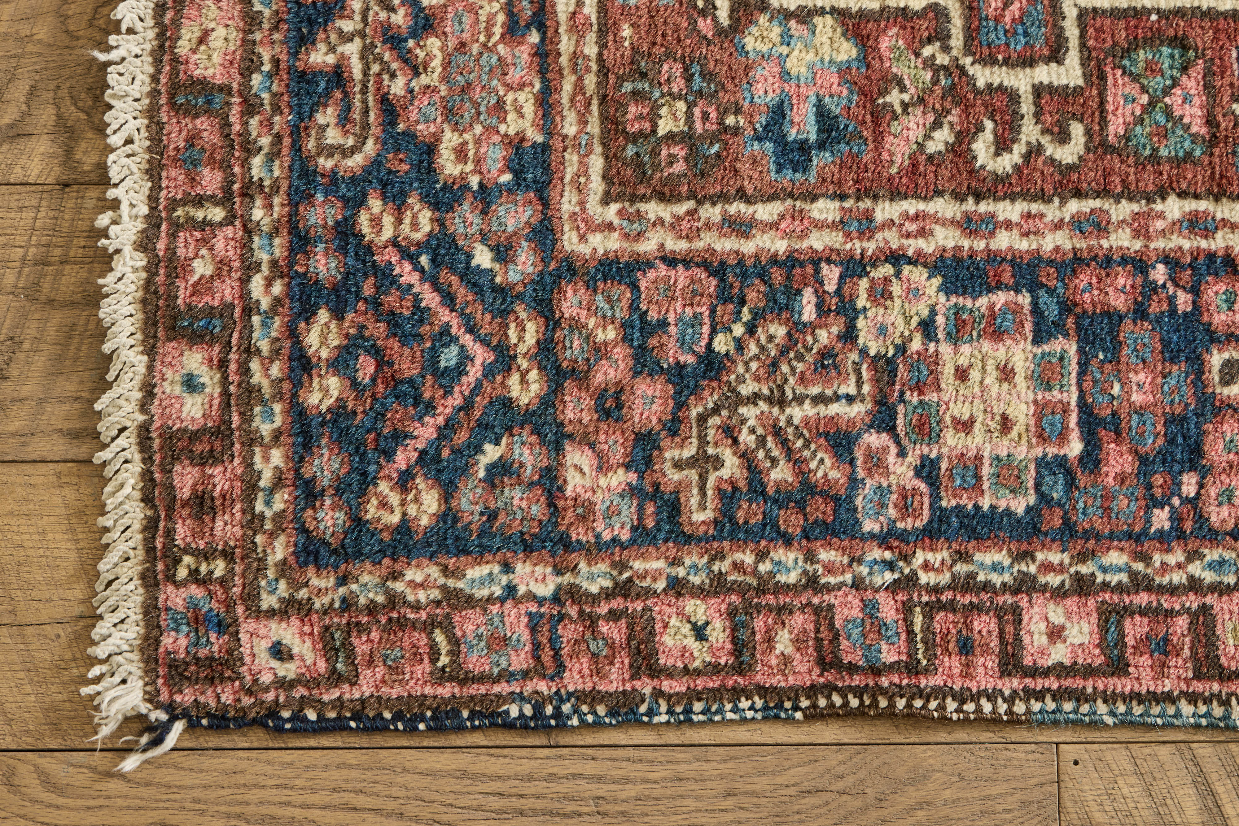 Tribal Medallion Throw Rug 3'1 x 4'5
