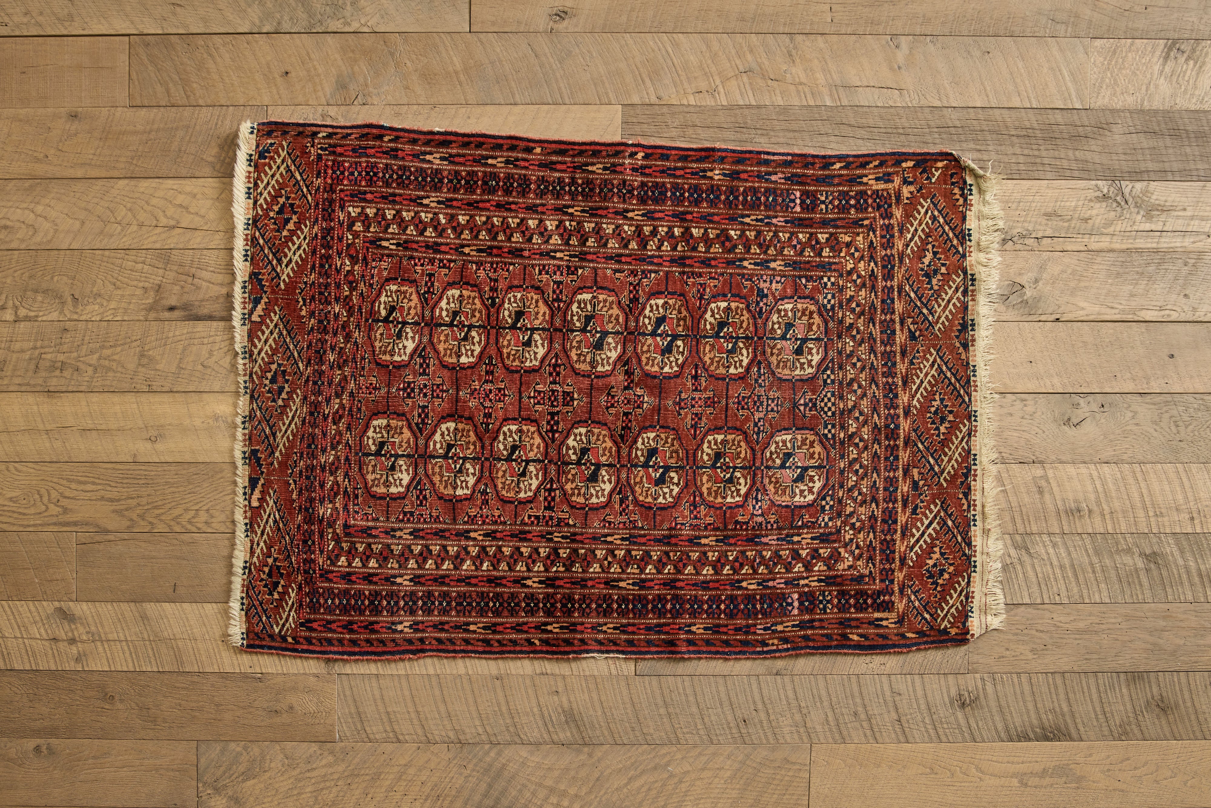Turkoman Throw Rug 3 x 4'5