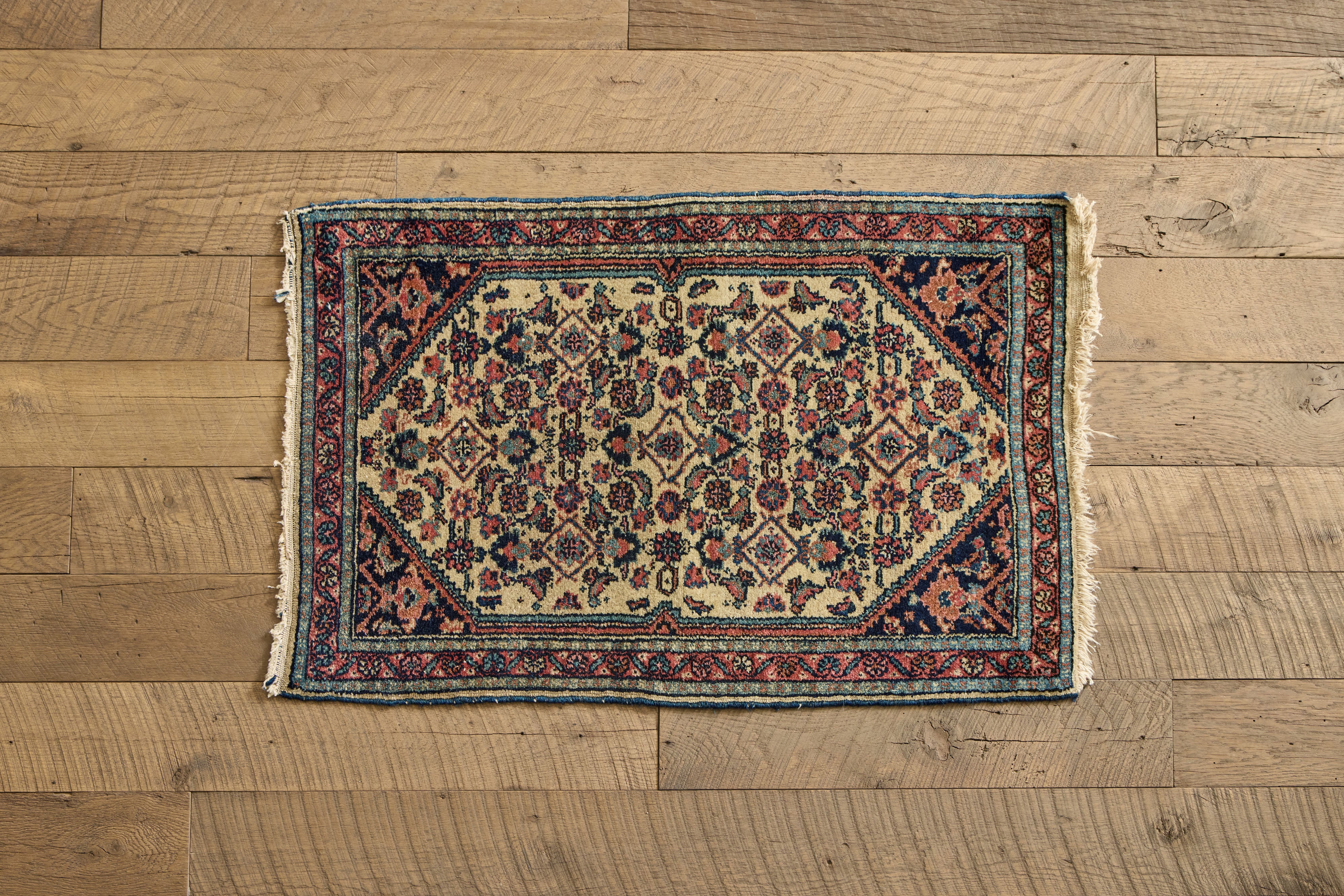 Persian Dargazine Throw Rug 2’ x 3’