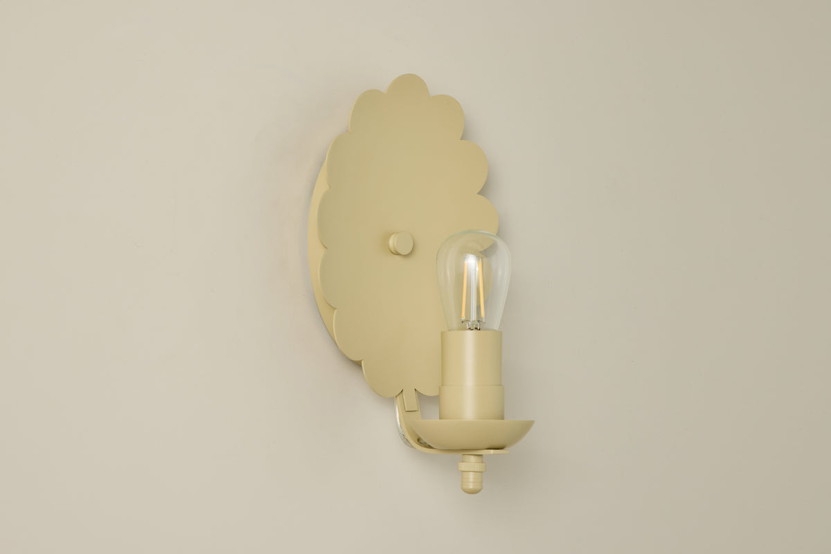 Scallop Sconce