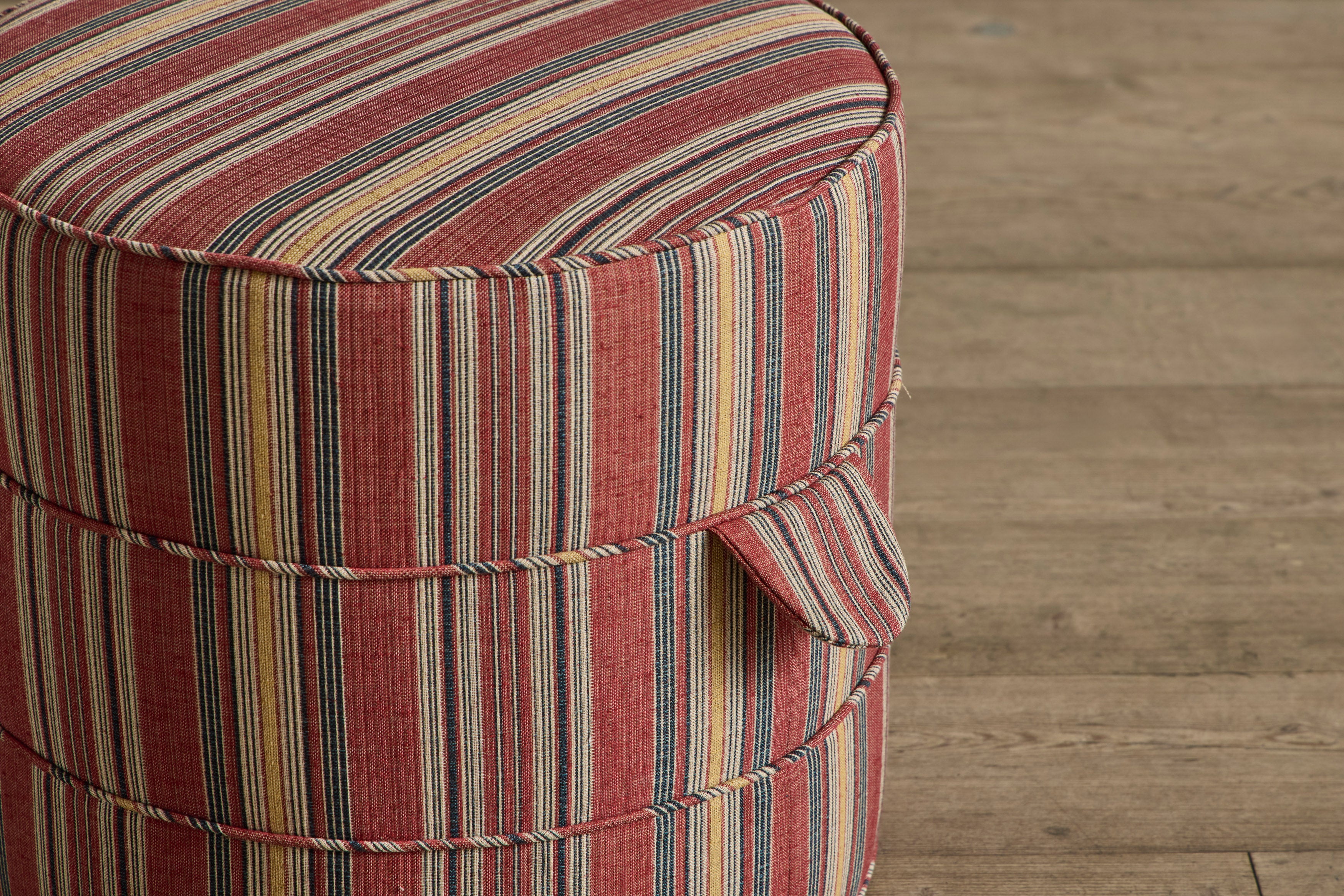 Round Hassock, 17"