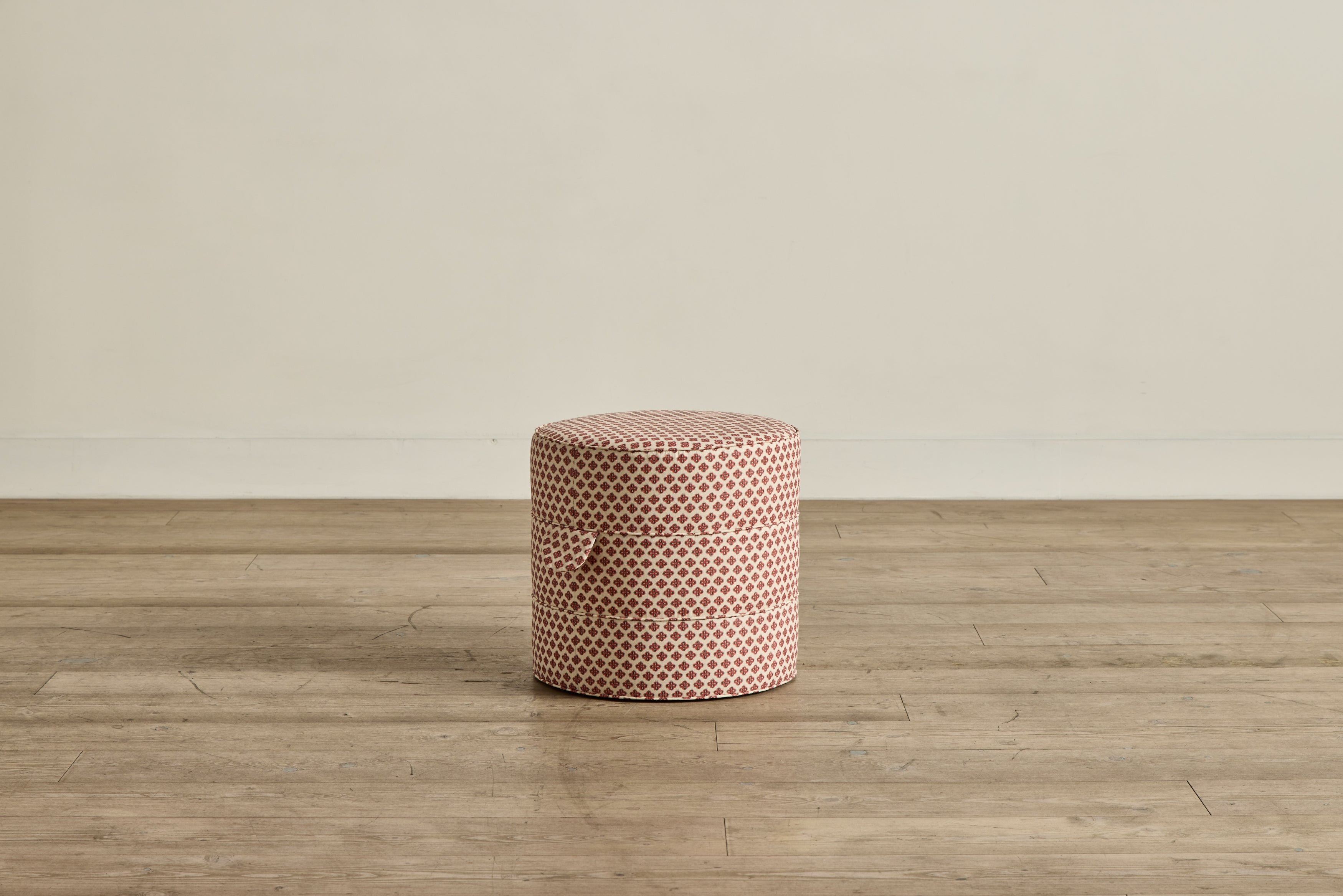 Round Hassock, 17"
