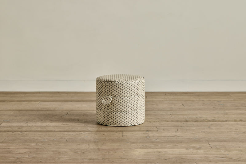 Round Hassock, 17"