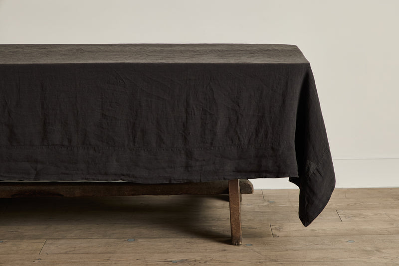 Linen Tablecloth in Black