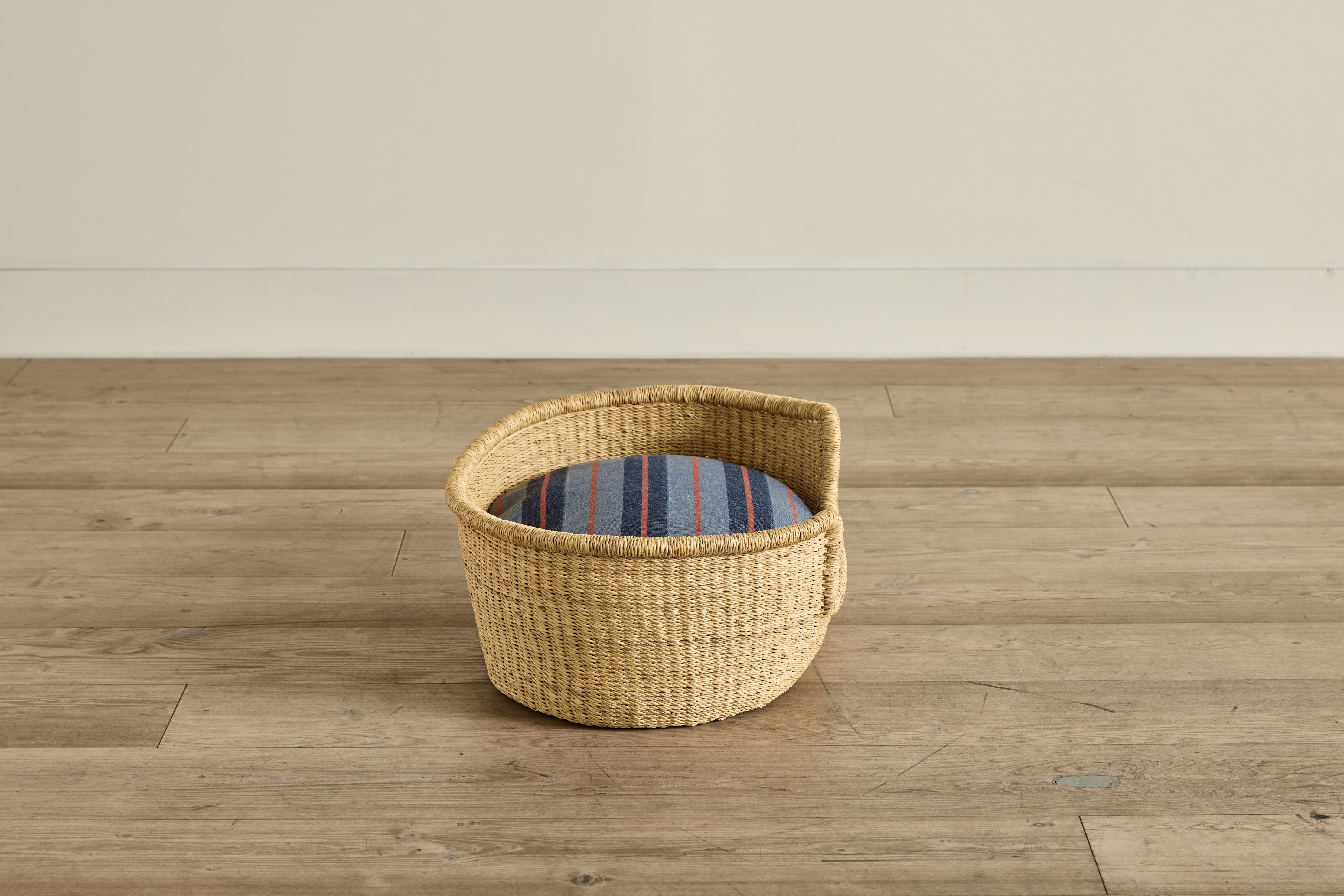 Dog Bed in Small