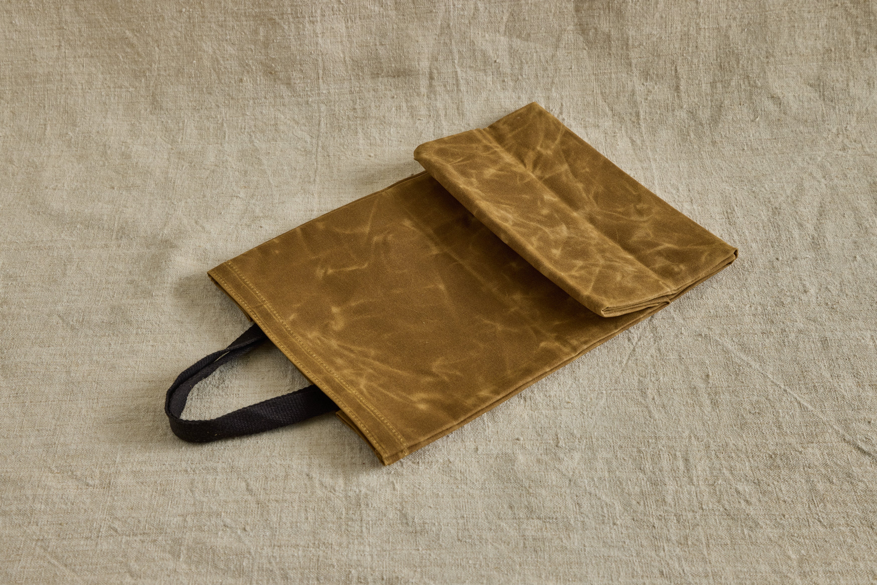 Waxed Canvas Market Bag in Yellow