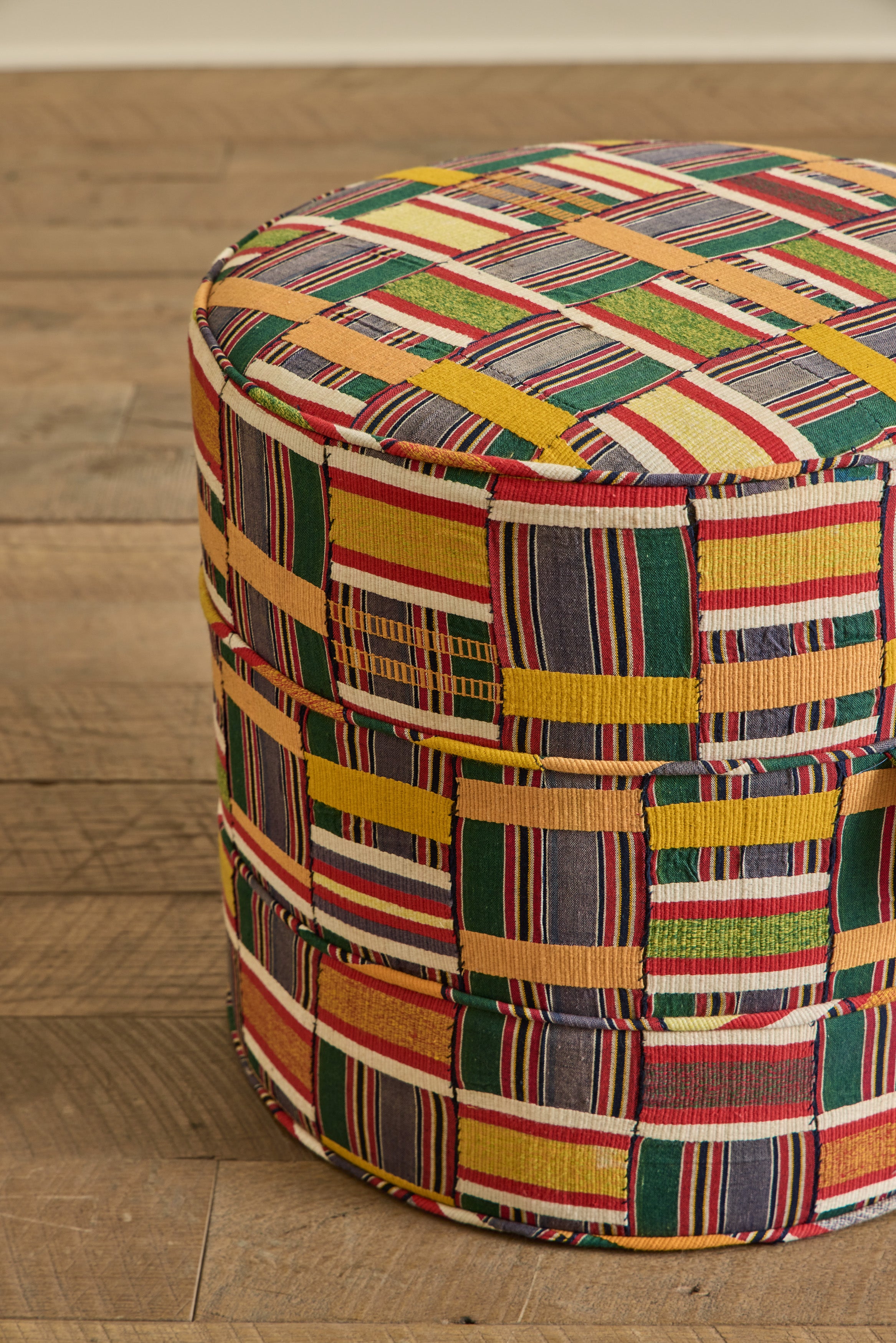 Round Hassock, 17"