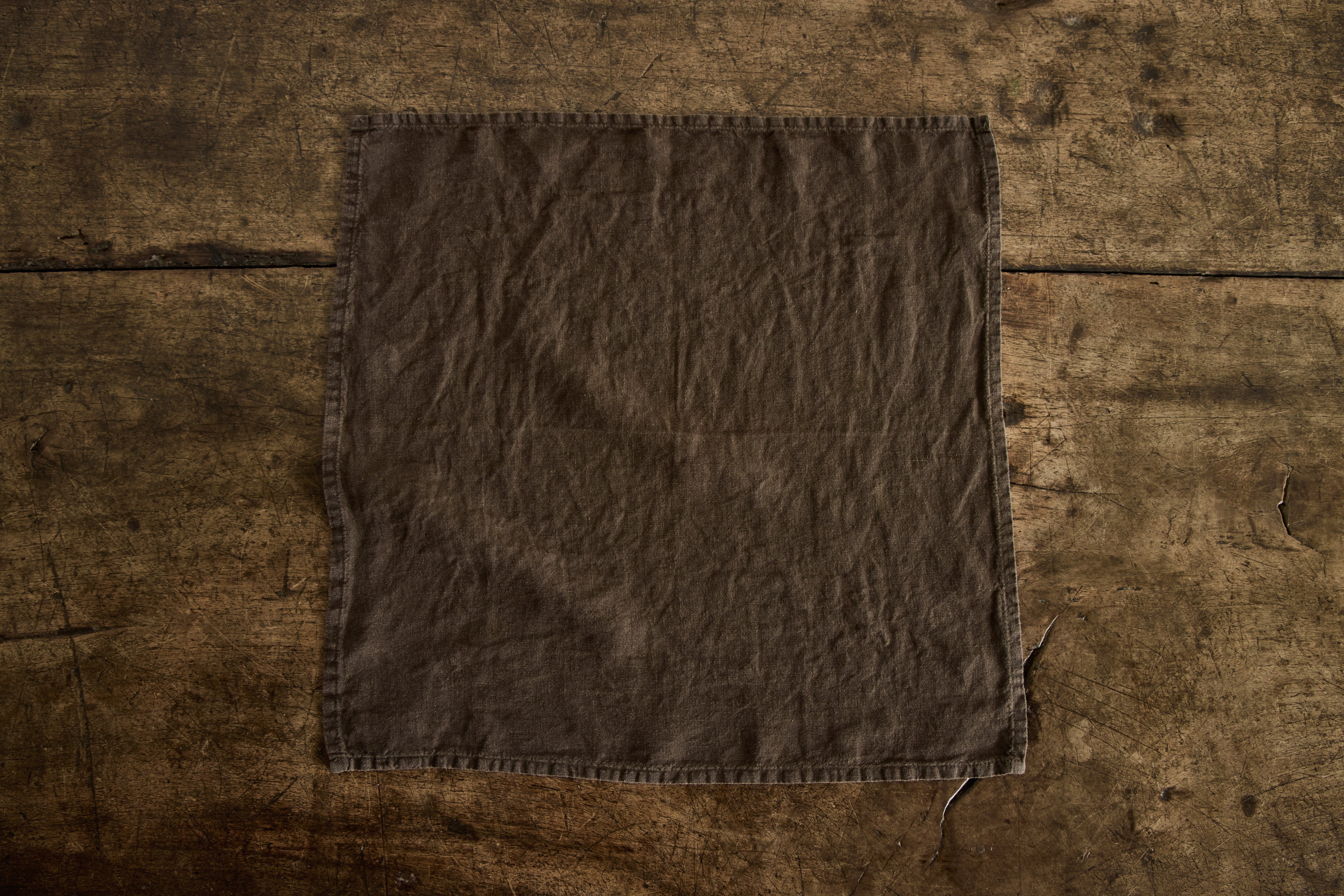 Linen Napkins in Brown