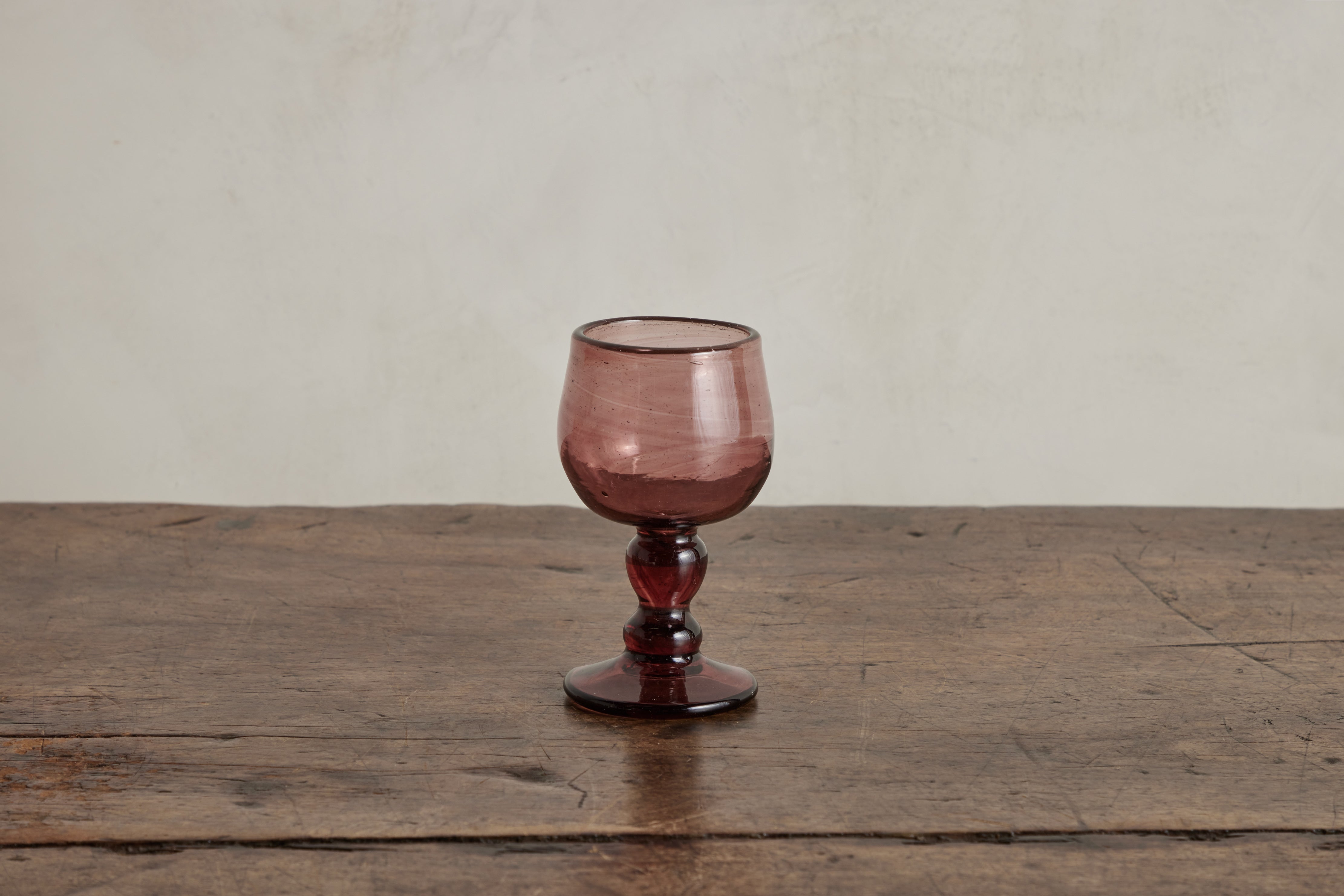 La Soufflerie Red Wine Glass in Framboise