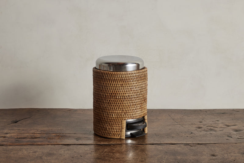 Rattan Wastebin with Metal Lid