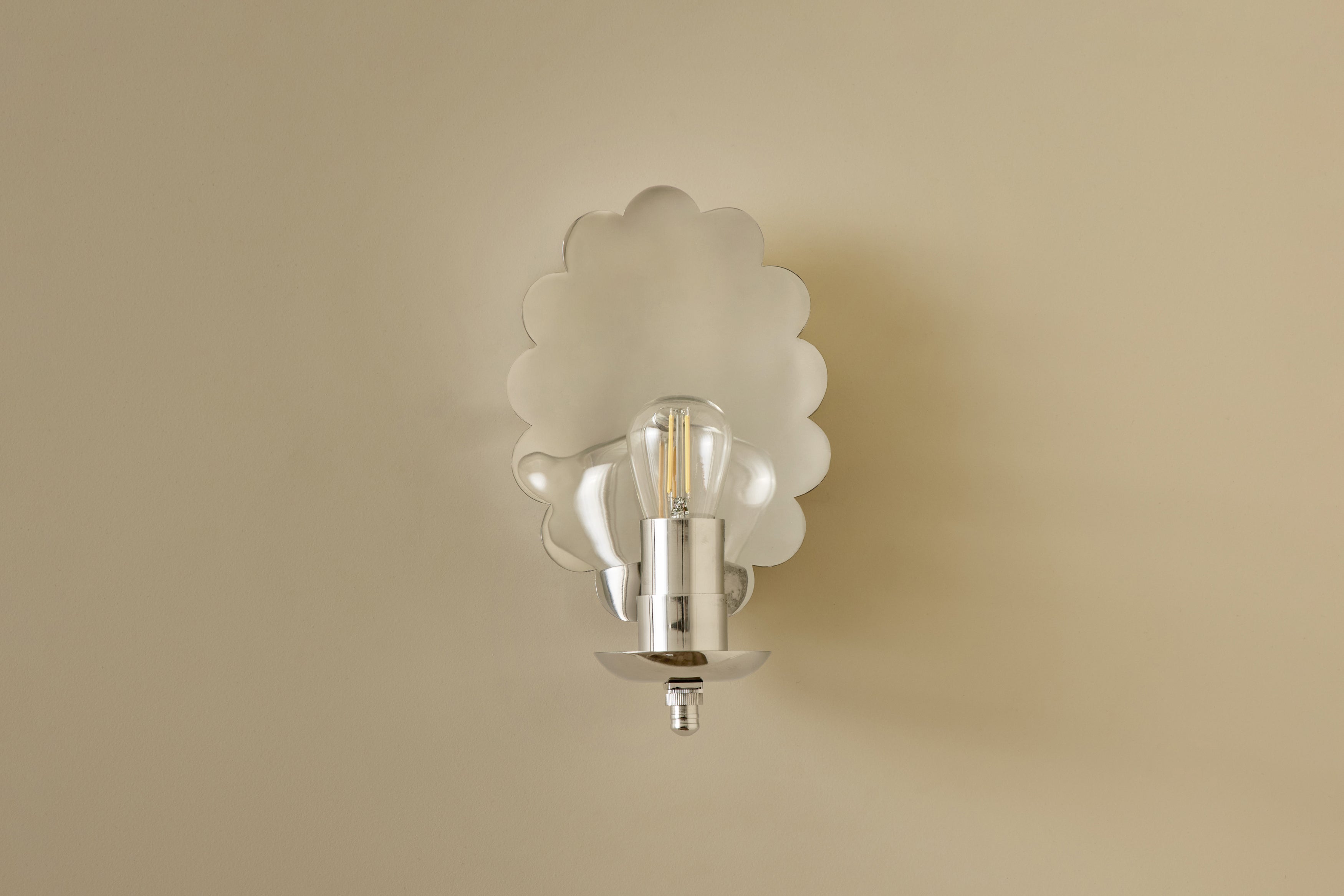 Scallop Sconce