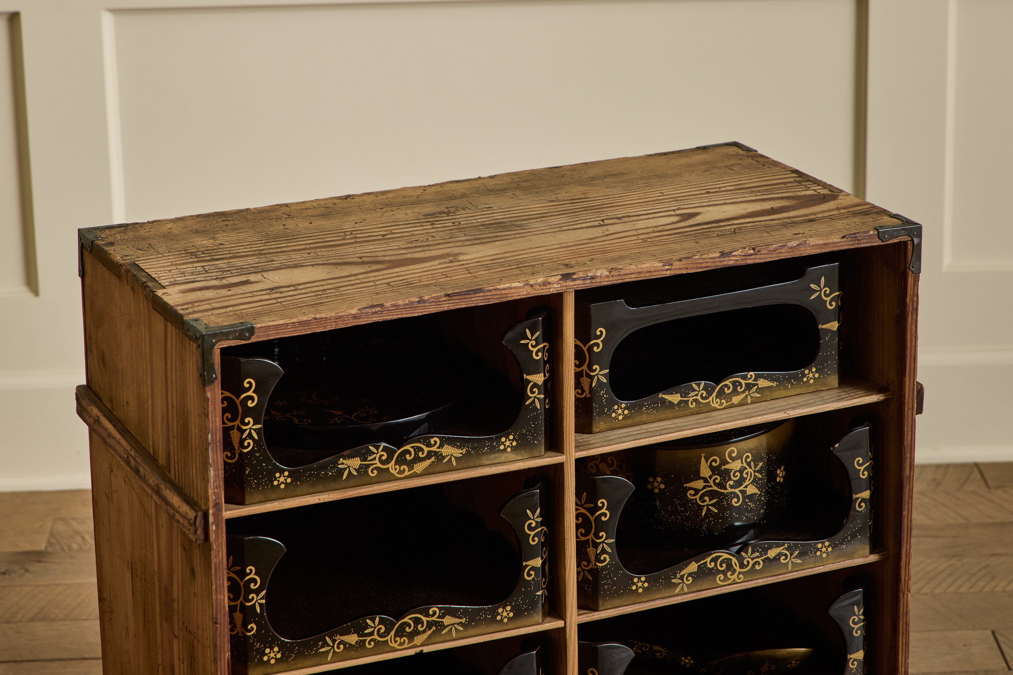 Japanese Lacquered Tray Box