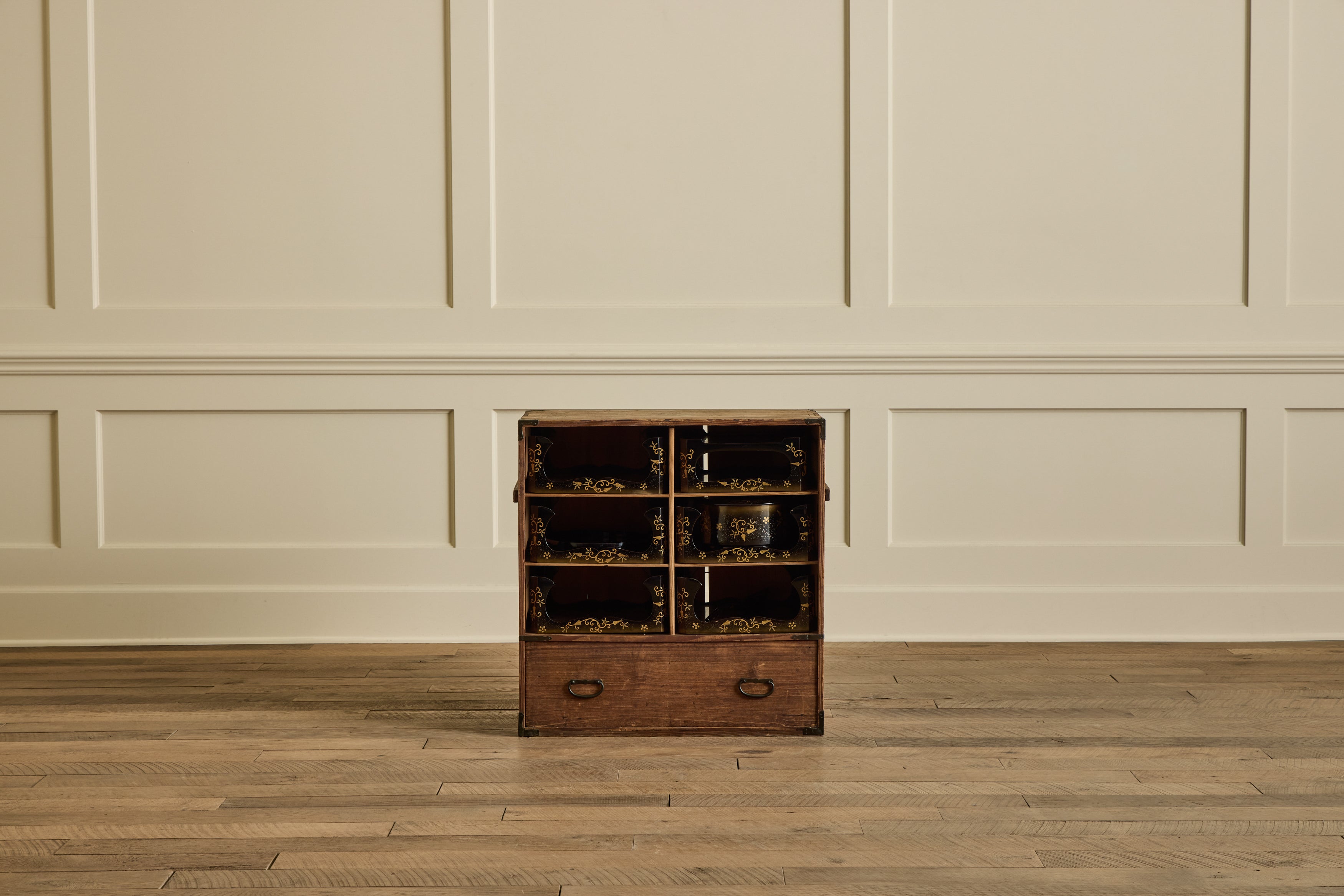 Japanese Lacquered Tray Box