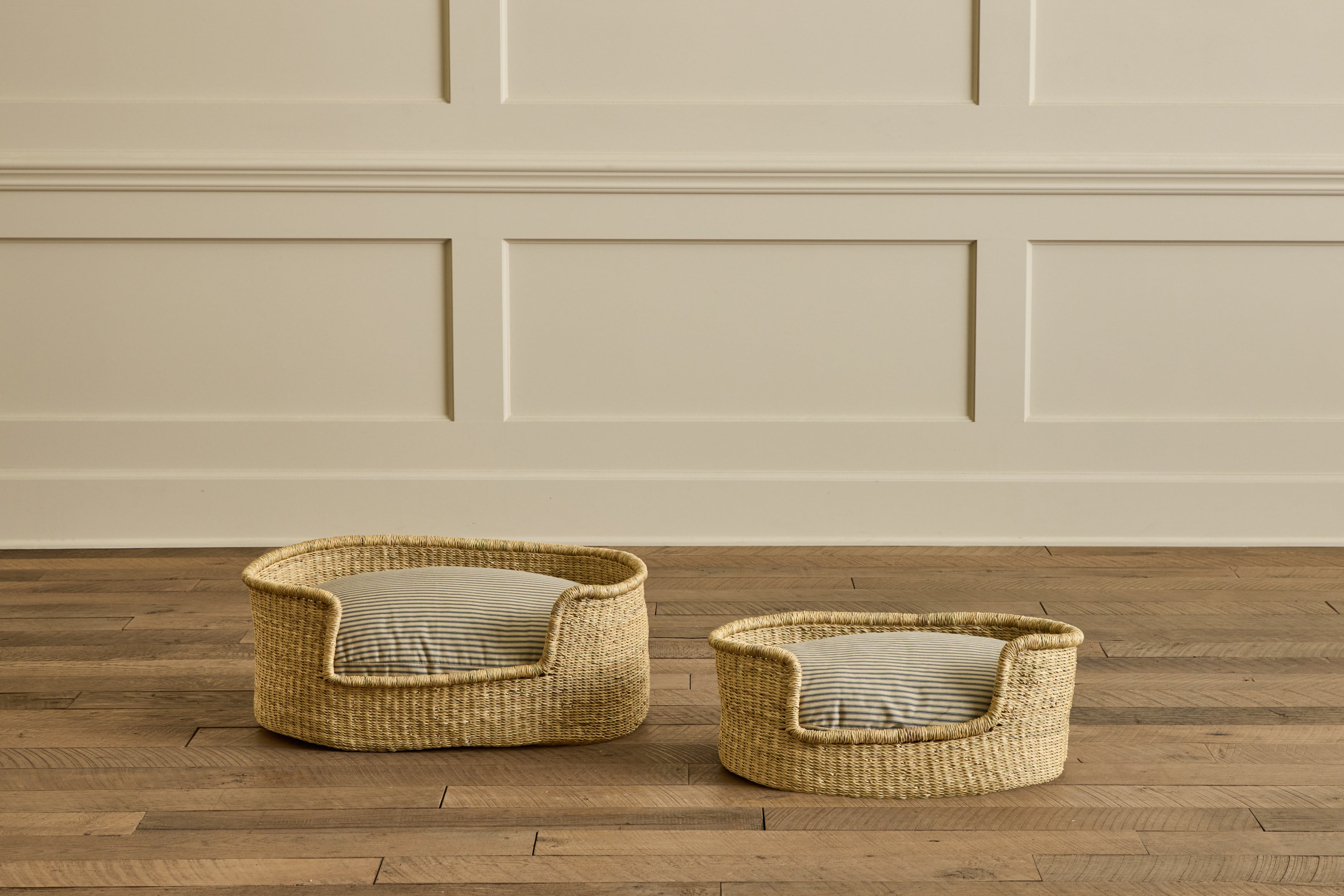 Dog Bed in Ticking Stripe (Multiple Sizes)