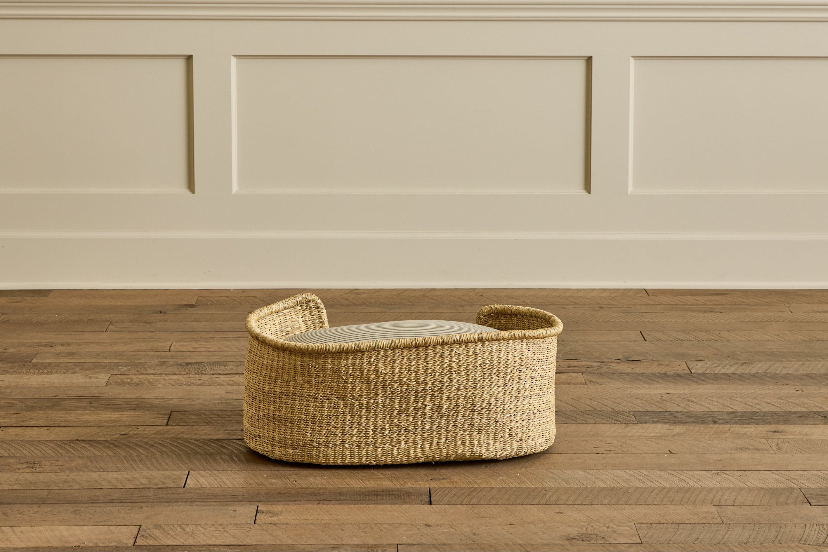 Dog Bed in Ticking Stripe (Multiple Sizes)