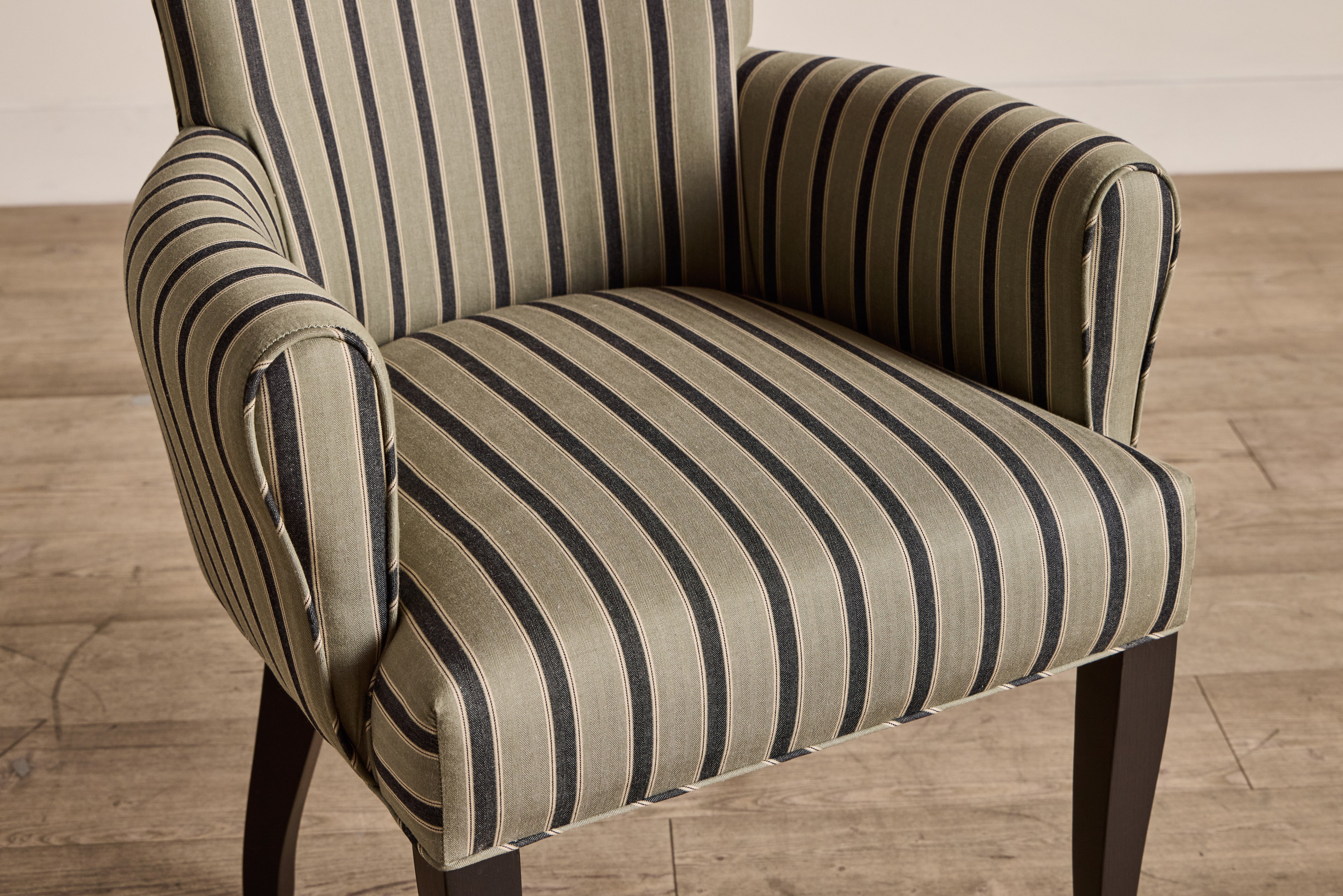 Club Dining Chair