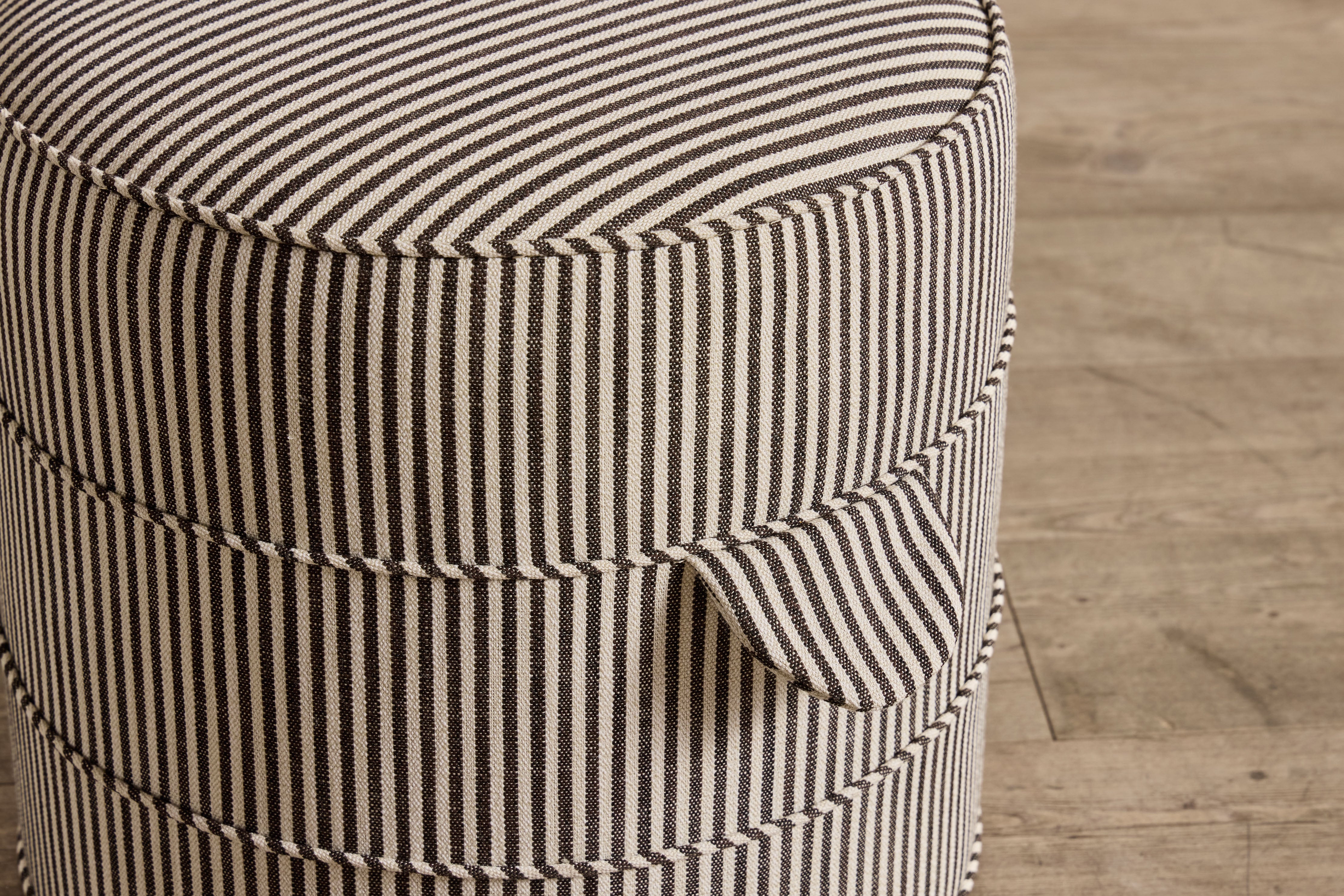 Outdoor Hassock, 17"