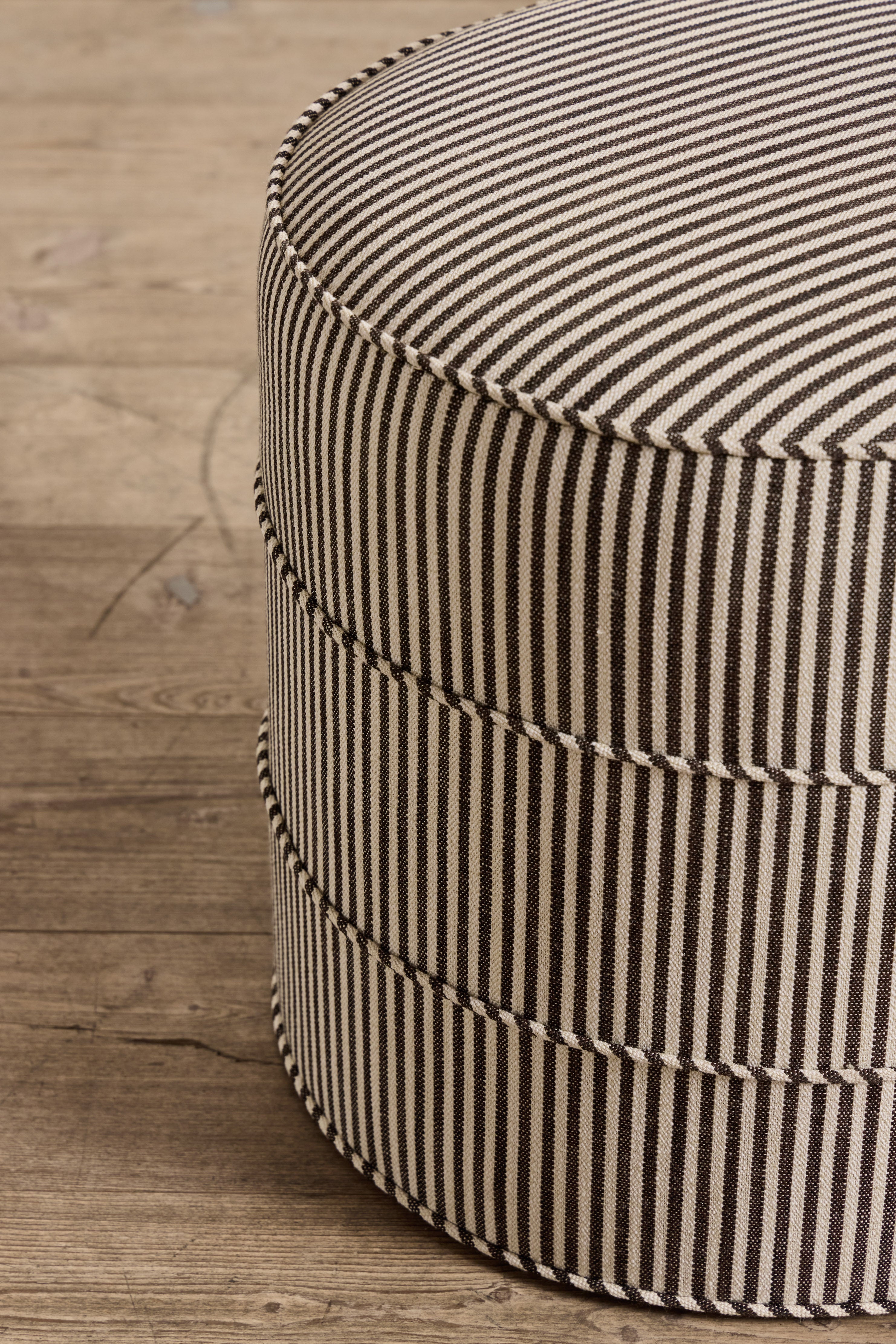 Outdoor Hassock, 17"