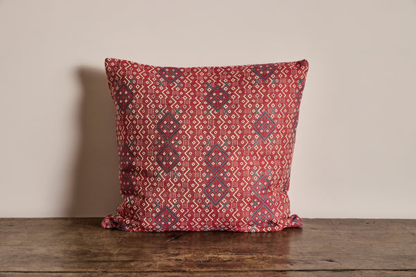 Susan Deliss Pillow in Criss Cross Red