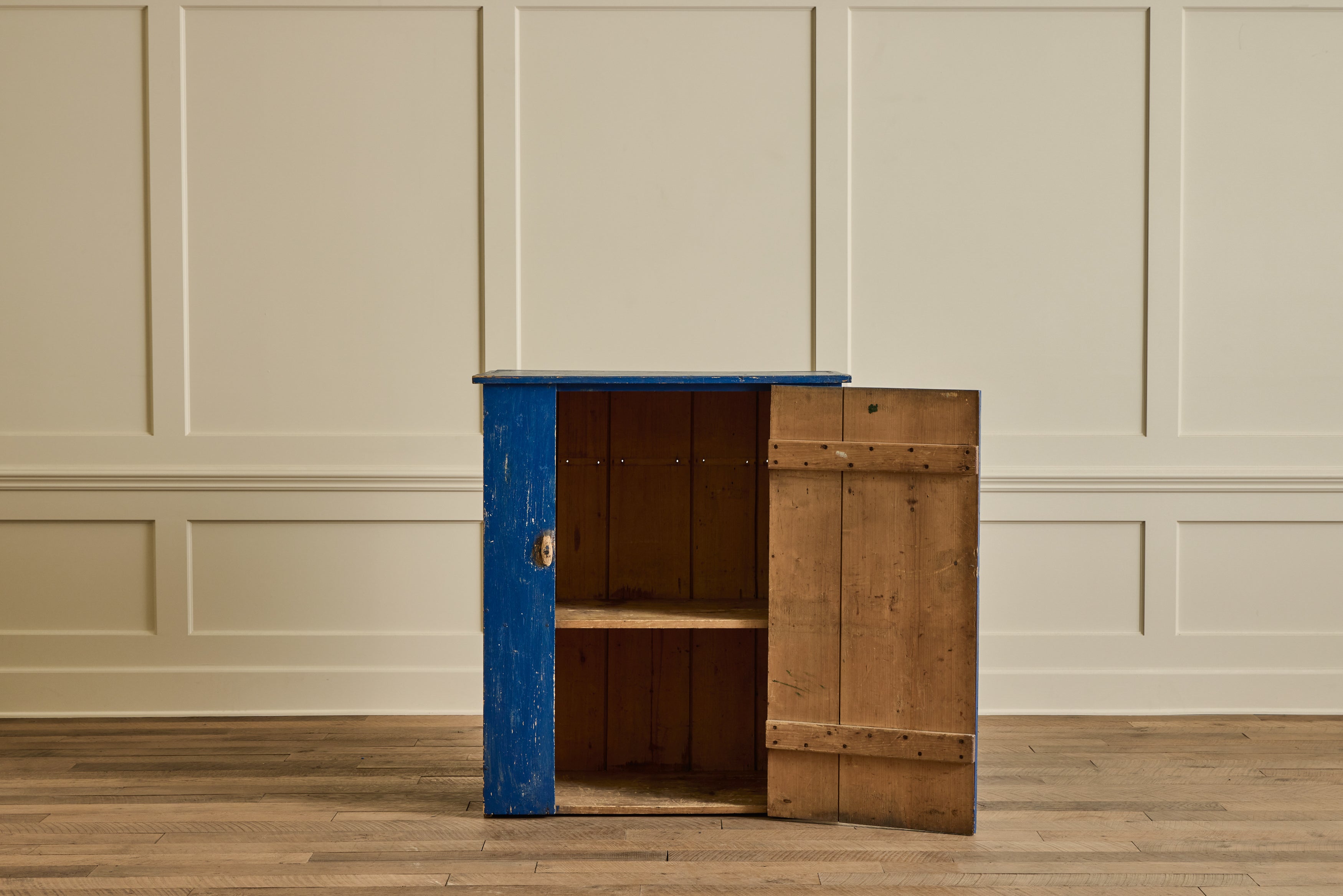 Blue Painted Jelly Cupboard