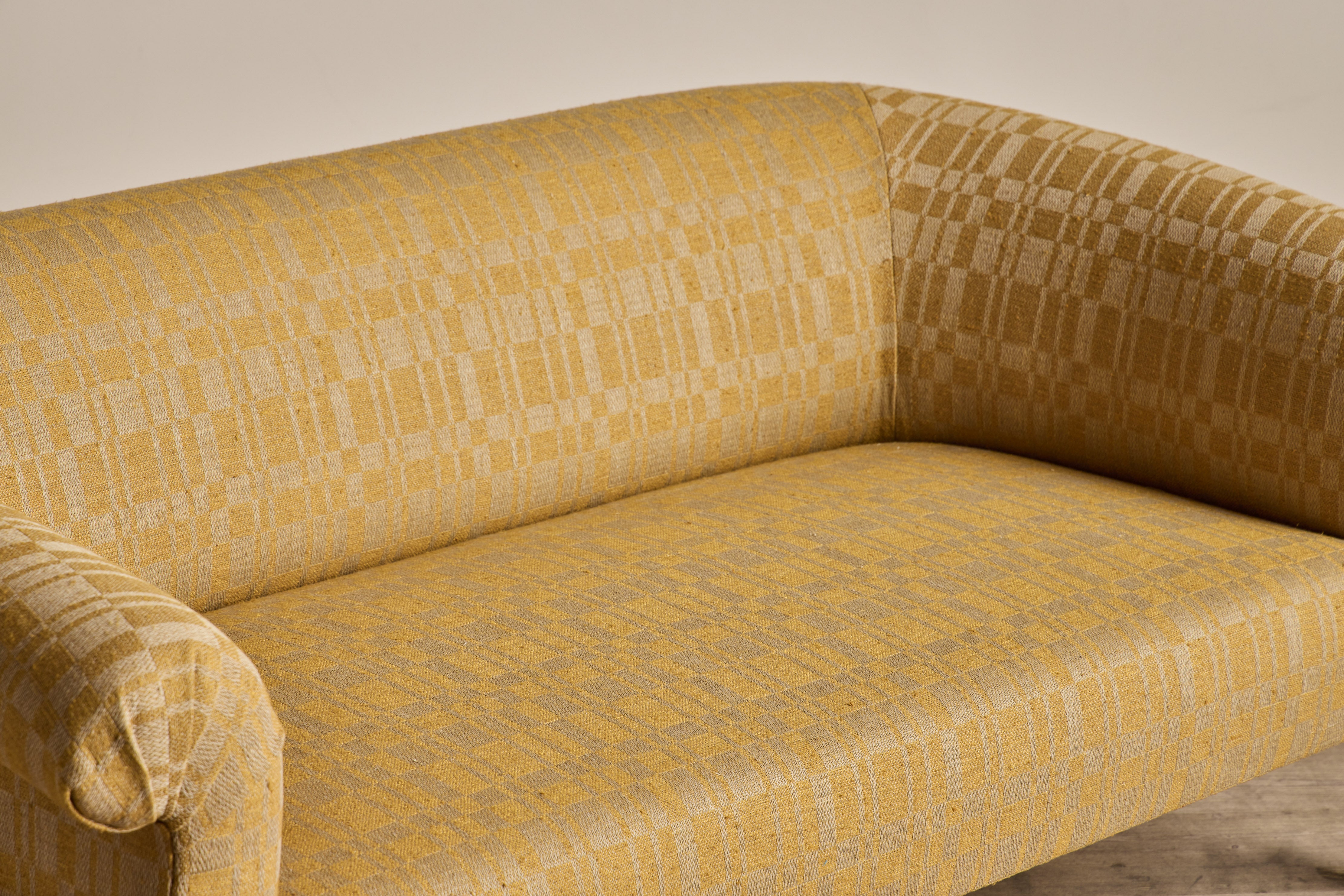 Low Back Settee, 62"