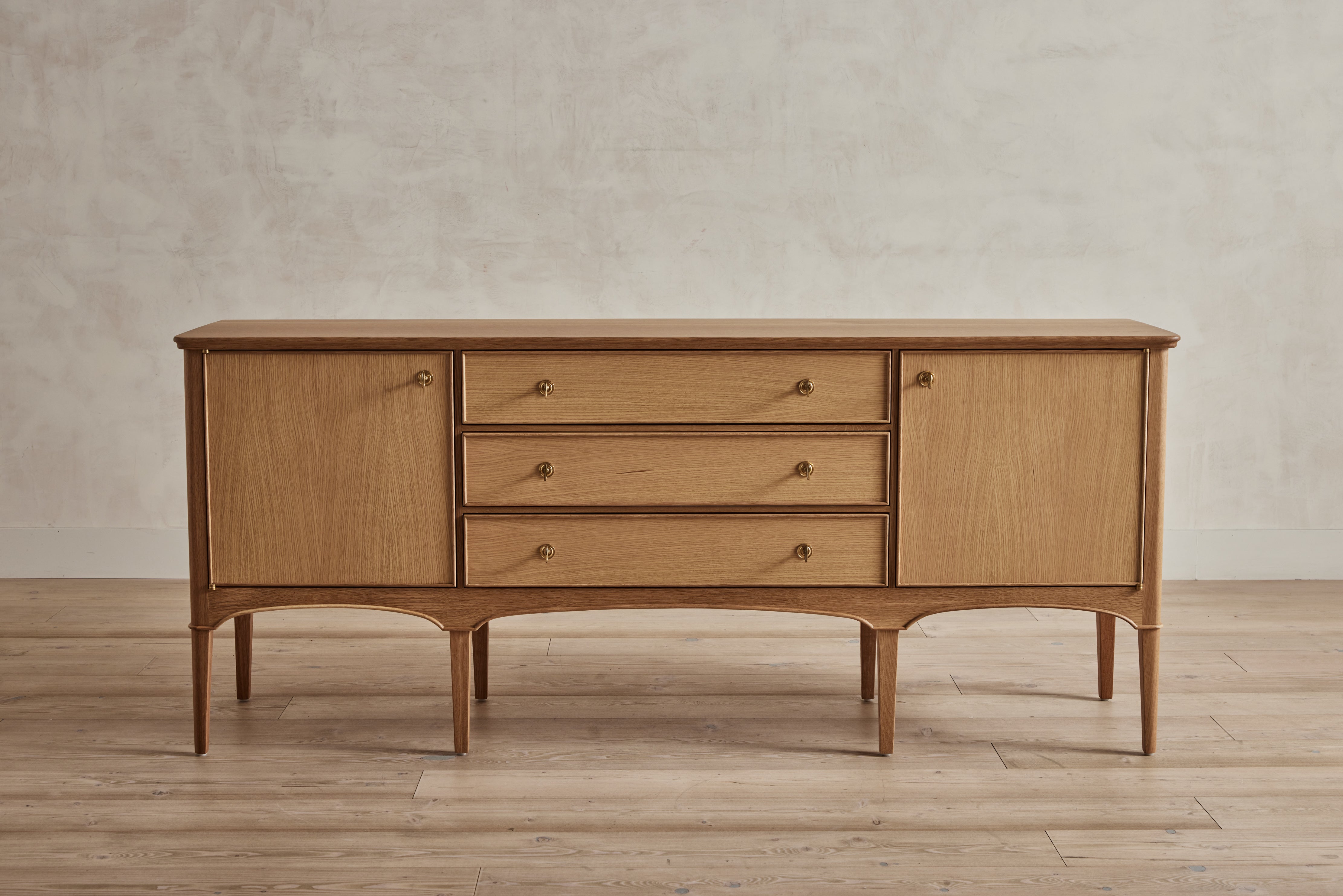 Heirloom Credenza, 75"